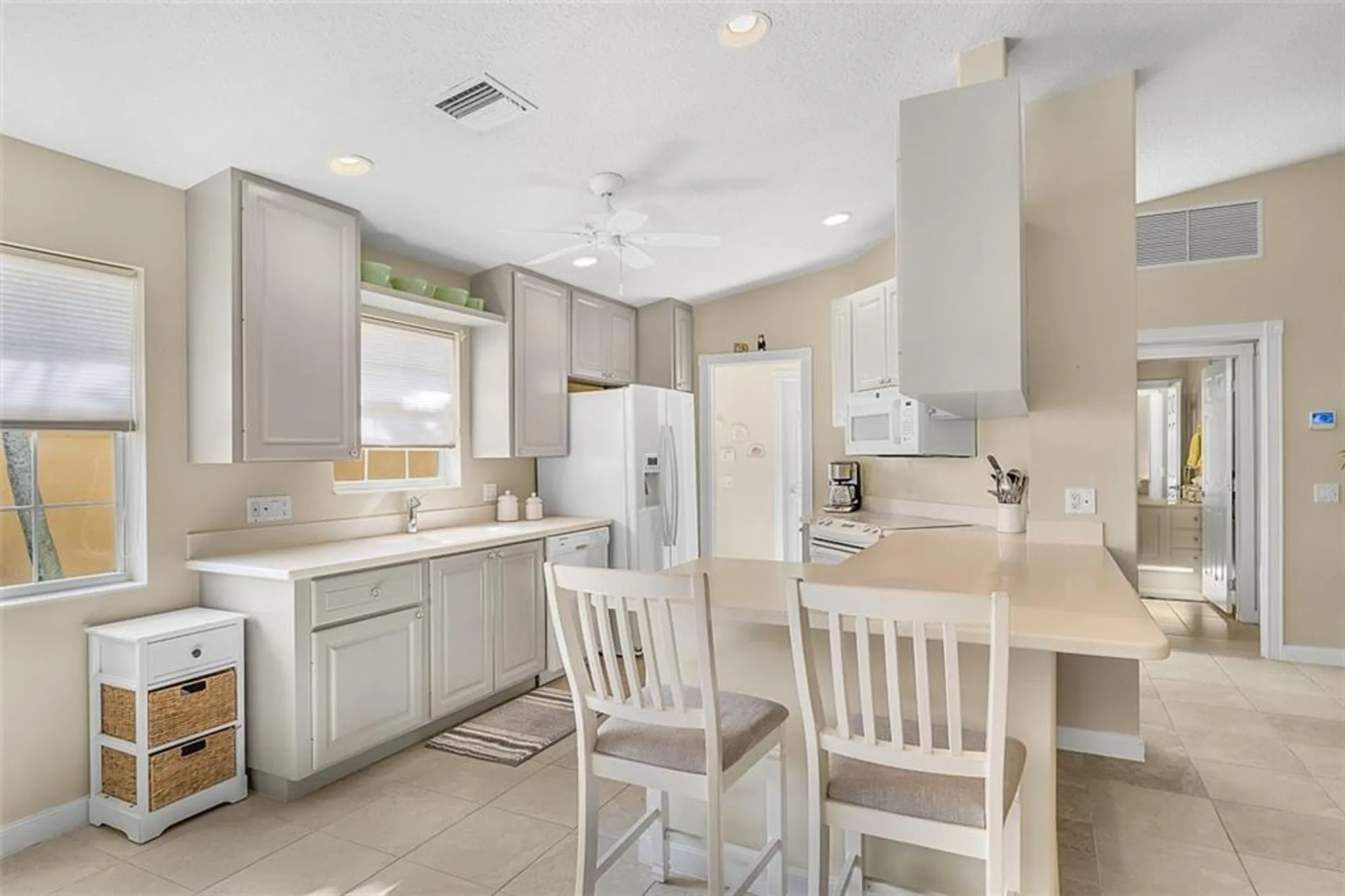 Property Slideshow image 7 of 36 | 4951 corsica sq, Vero Beach, FL, 32967