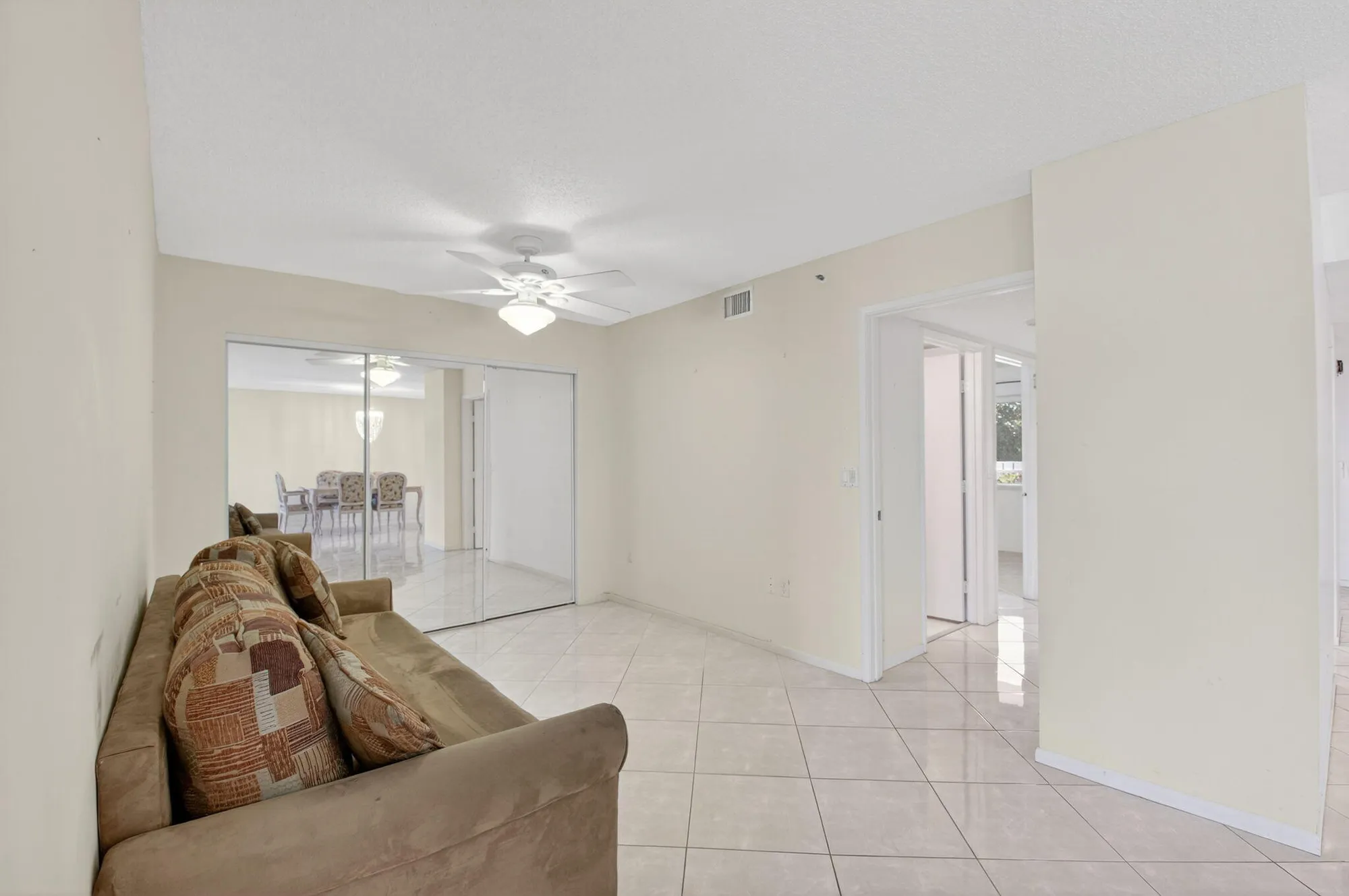 Property Slideshow image 18 of 74 | 6112 huntwick ter 106, Delray Beach, FL, 33484