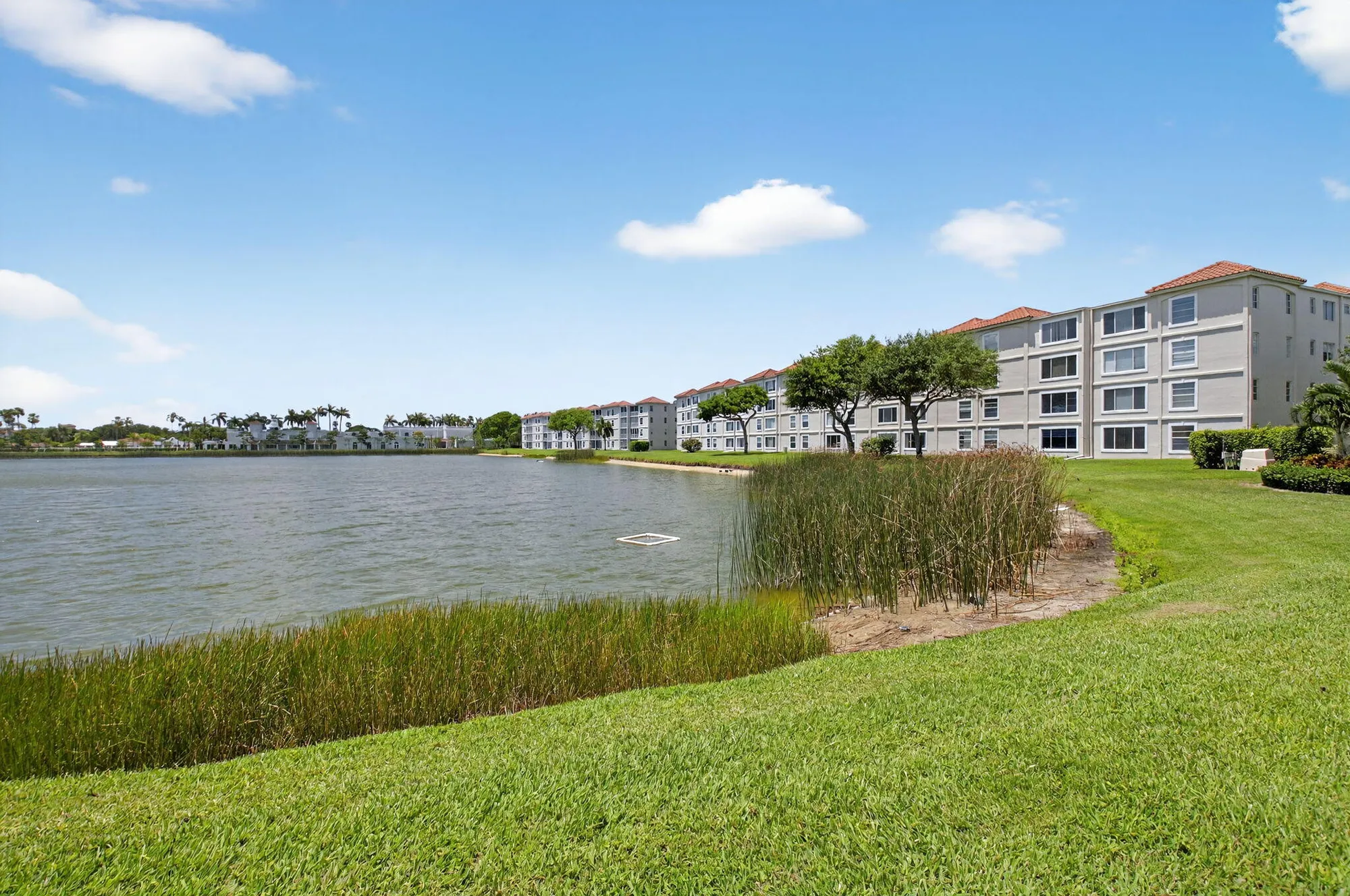 Property Slideshow image 29 of 74 | 6112 huntwick ter 106, Delray Beach, FL, 33484