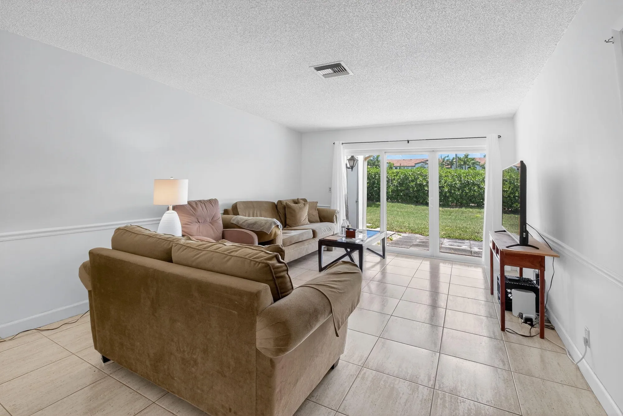 Property Slideshow image 13 of 33 | 13984 via flora b, Delray Beach, FL, 33484