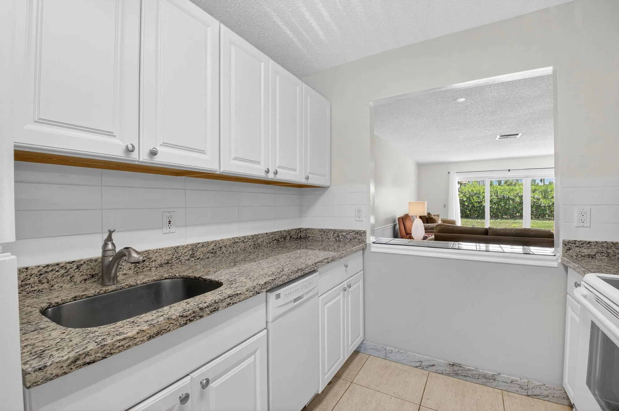 Property Slideshow image 4 of 33 | 13984 via flora b, Delray Beach, FL, 33484
