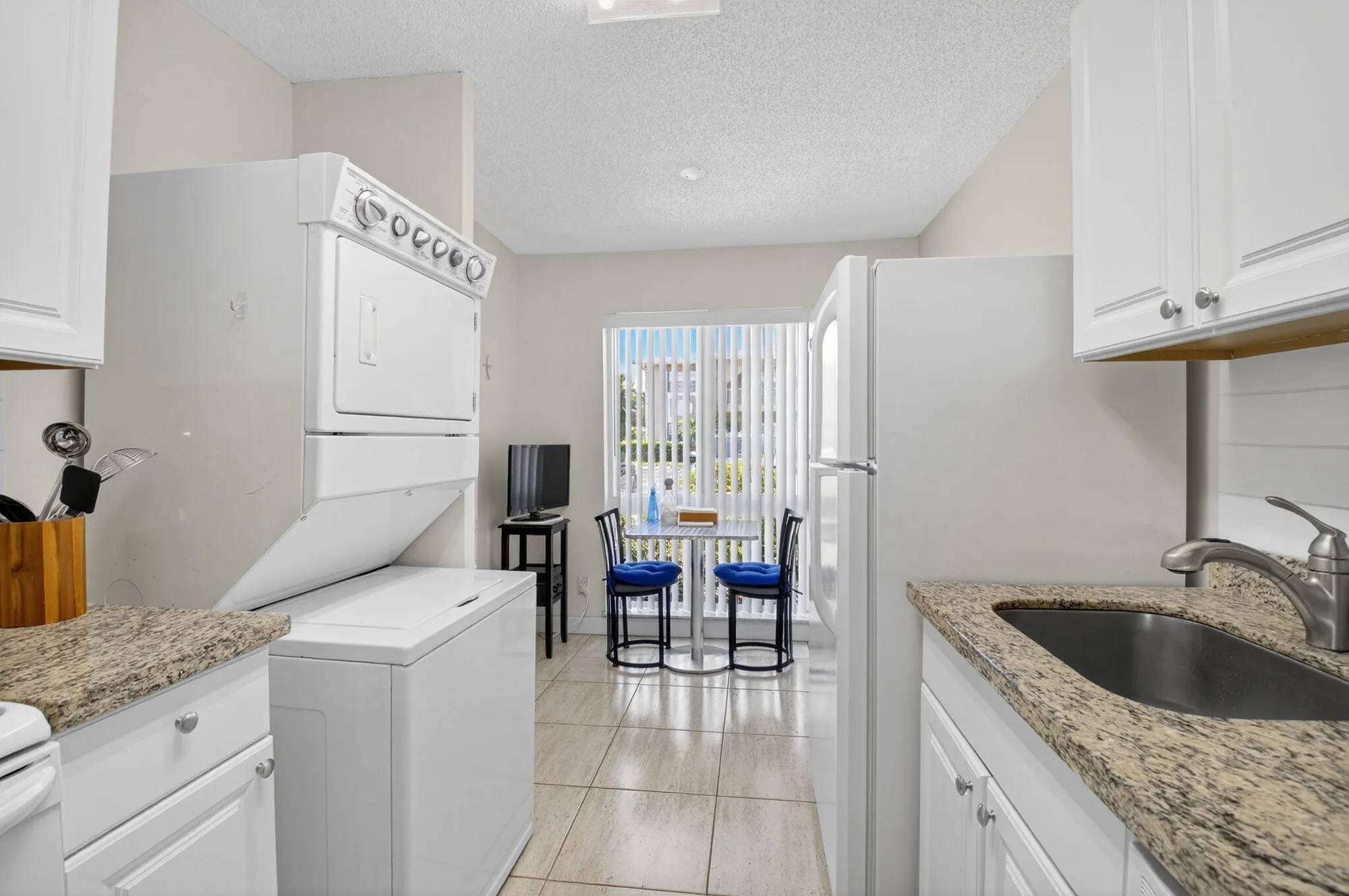 Property Slideshow image 7 of 33 | 13984 via flora b, Delray Beach, FL, 33484