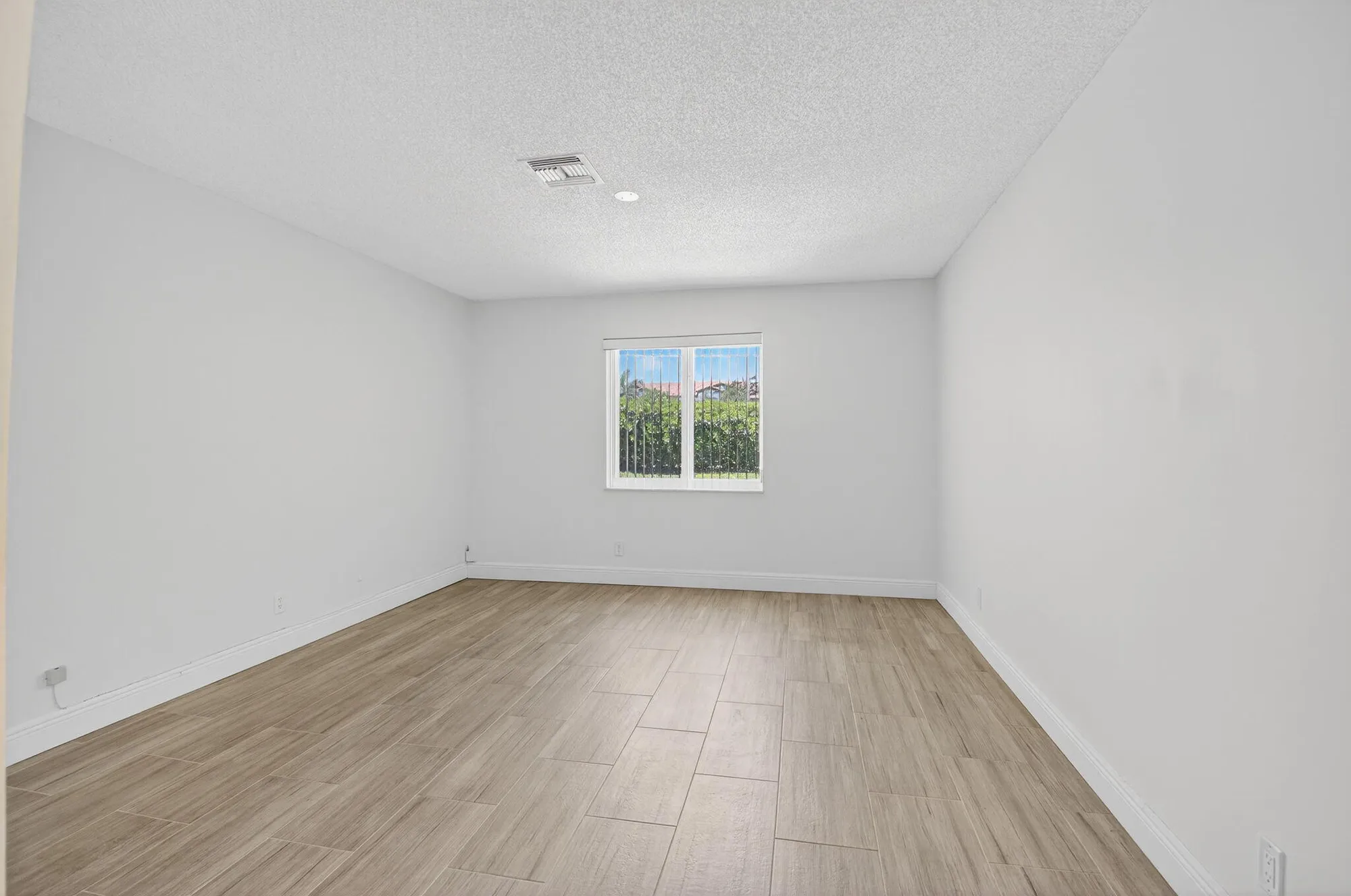 Property Slideshow image 20 of 33 | 13984 via flora b, Delray Beach, FL, 33484