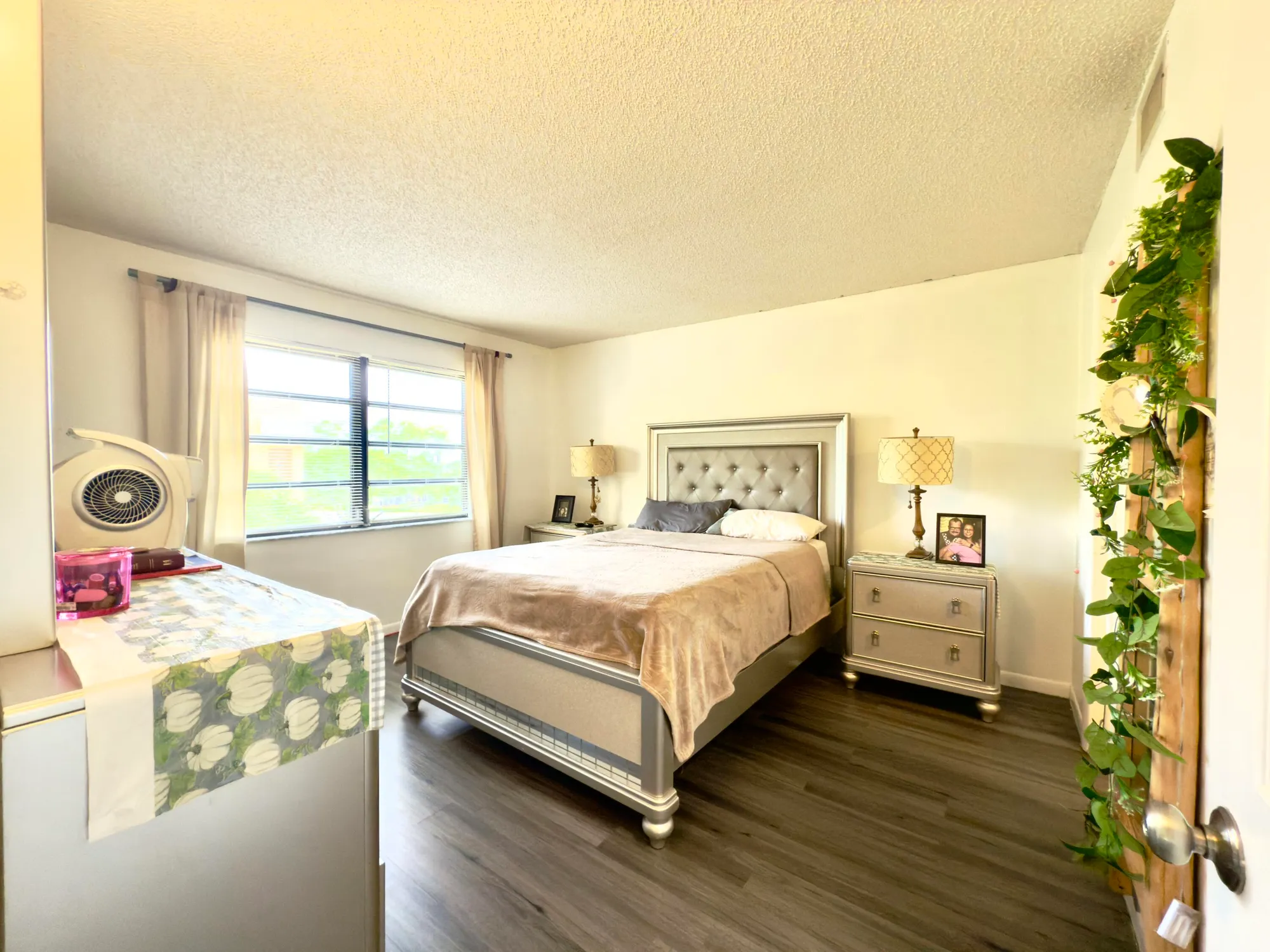 Property Slideshow image 13 of 42 | 4700 lucerne lakes blvd 408, Lake Worth, FL, 33467