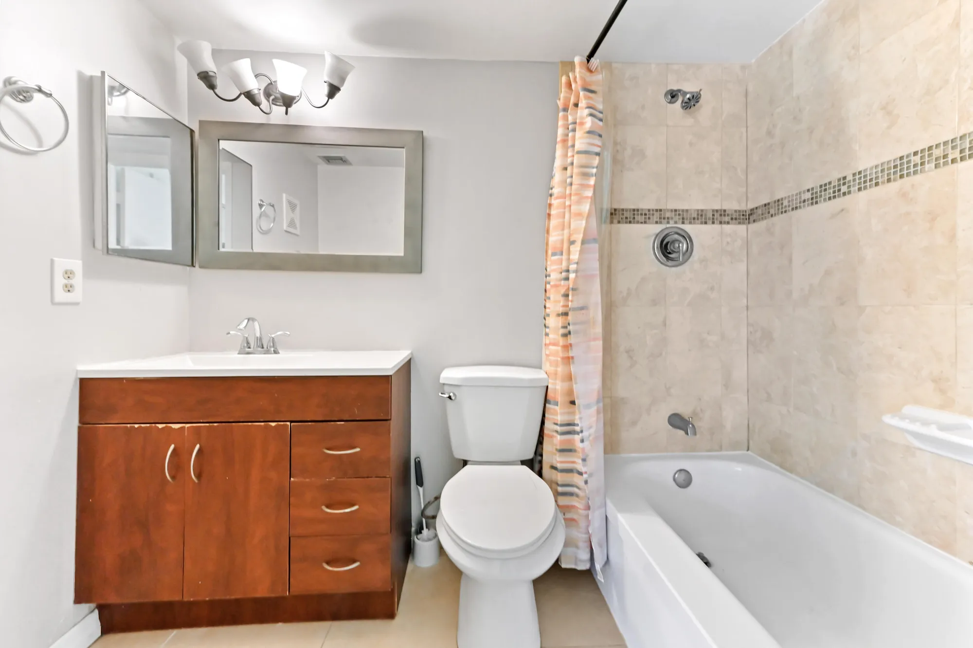 Property Slideshow image 11 of 16 | 15054 ashland way 84, Delray Beach, FL, 33484