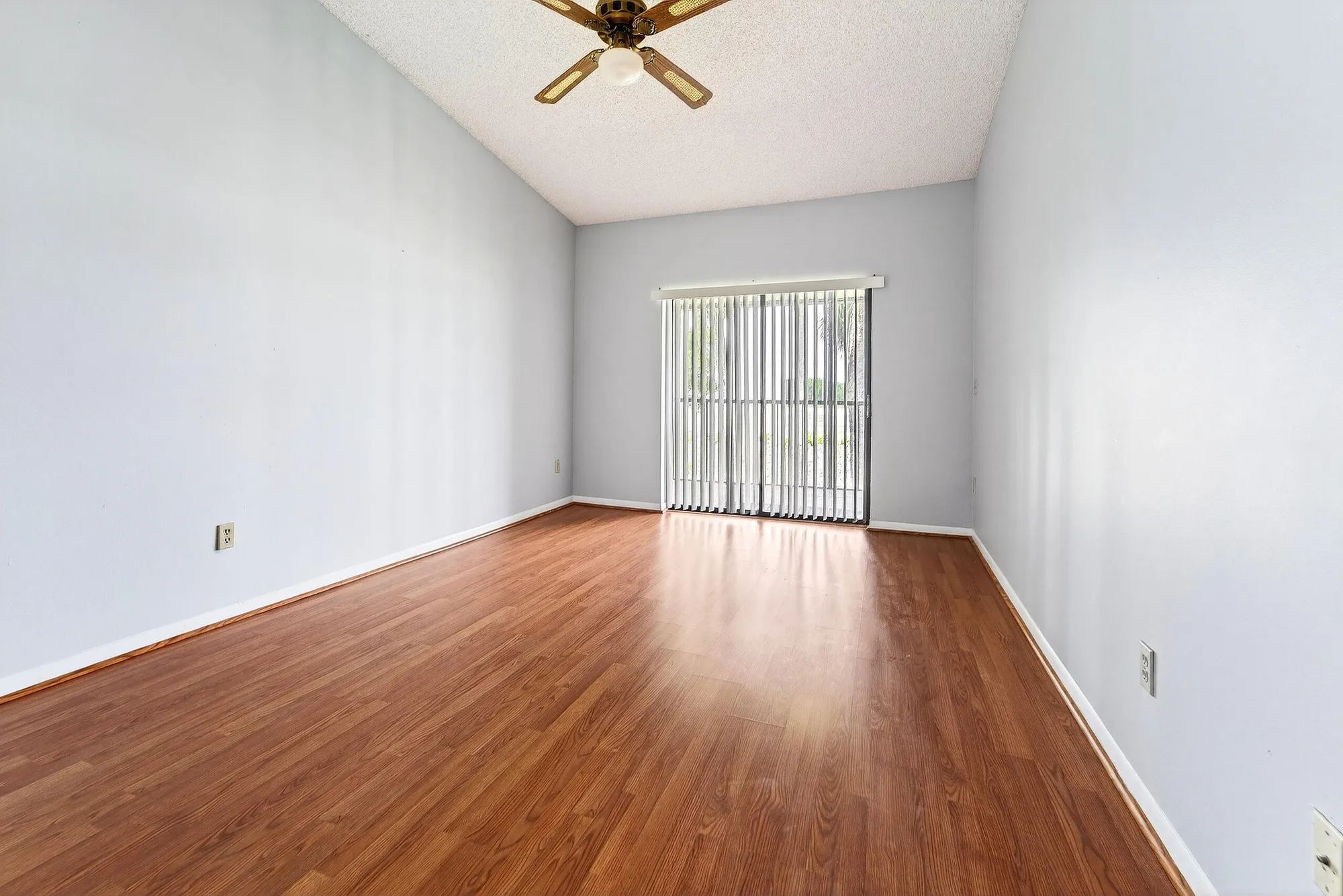 Property Slideshow image 5 of 44 | 7903 willow spring dr 1125, Lake Worth, FL, 33467
