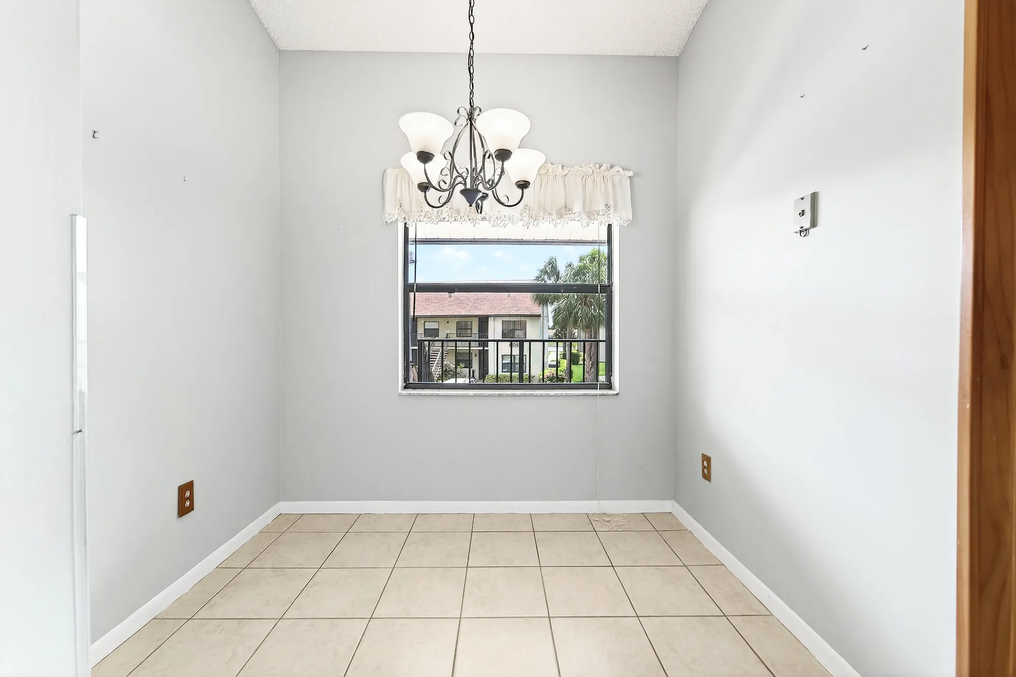 Property Slideshow image 11 of 44 | 7903 willow spring dr 1125, Lake Worth, FL, 33467