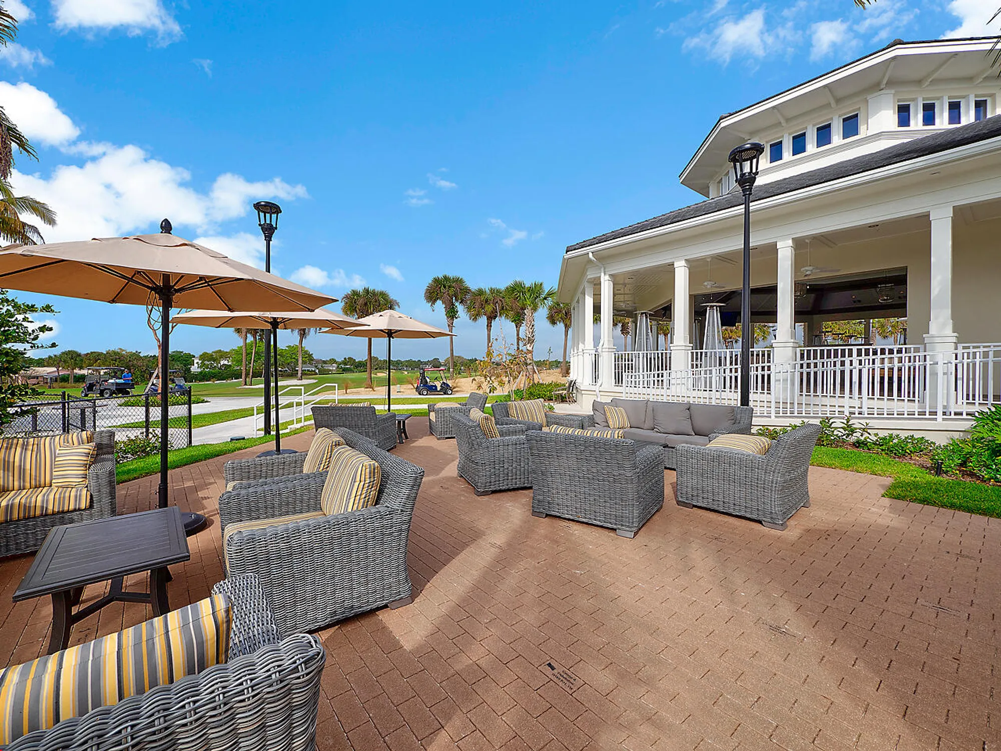 Property Slideshow image 24 of 27 | 52 yacht club dr apt 103, North Palm Beach, FL, 33408