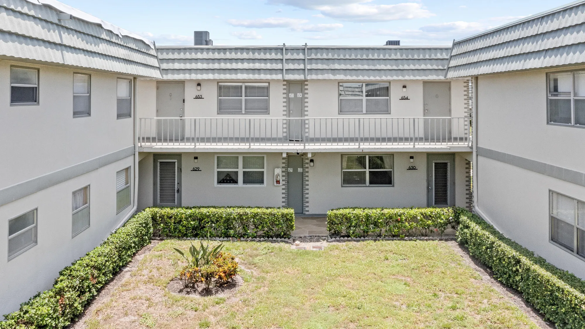 Property Slideshow image 11 of 54 | 653 monaco, Delray Beach, FL, 33446