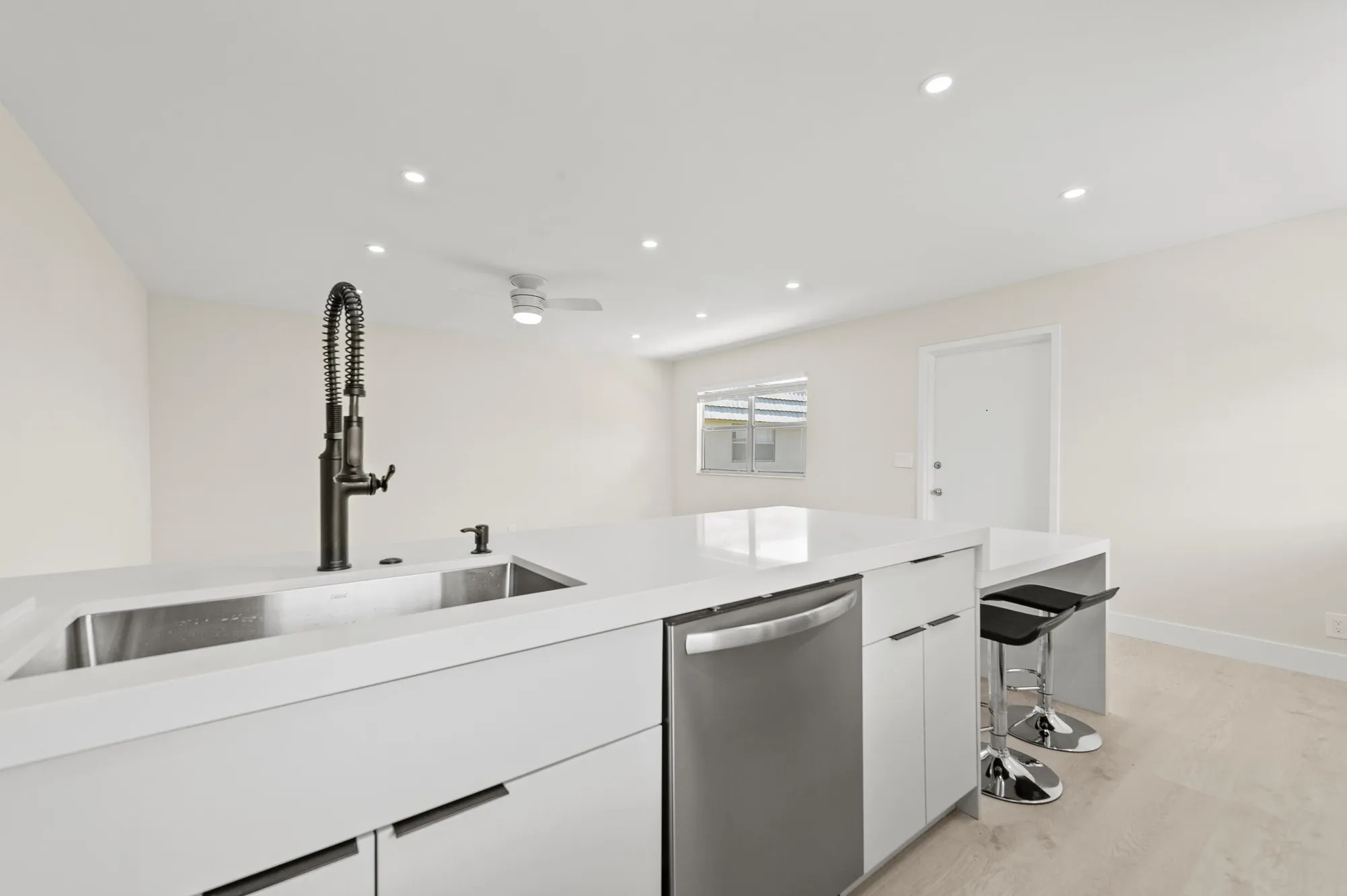 Property Slideshow image 21 of 54 | 653 monaco, Delray Beach, FL, 33446