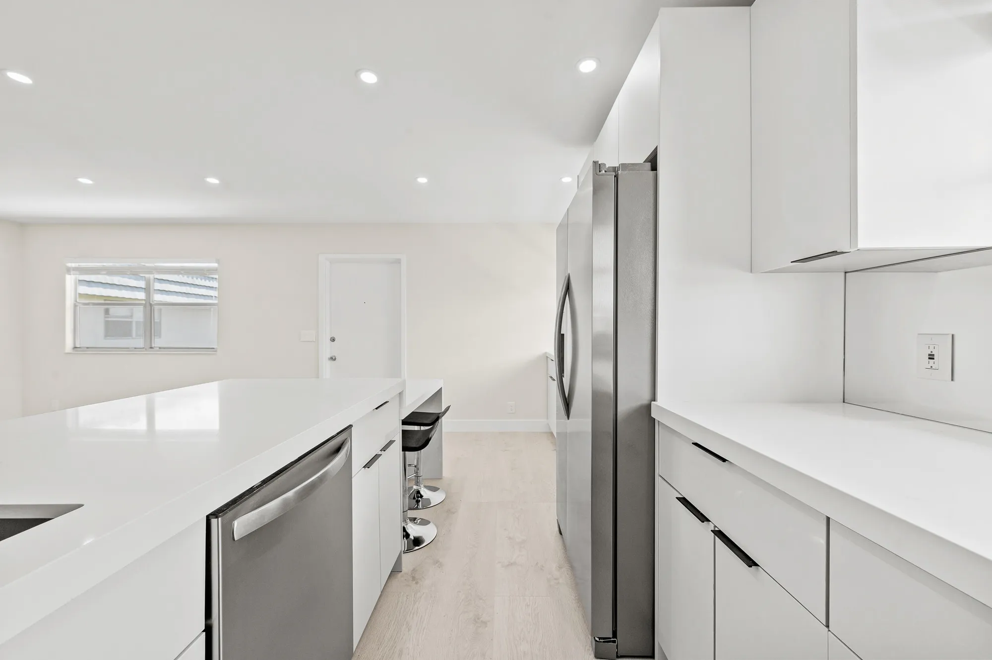 Property Slideshow image 22 of 54 | 653 monaco, Delray Beach, FL, 33446