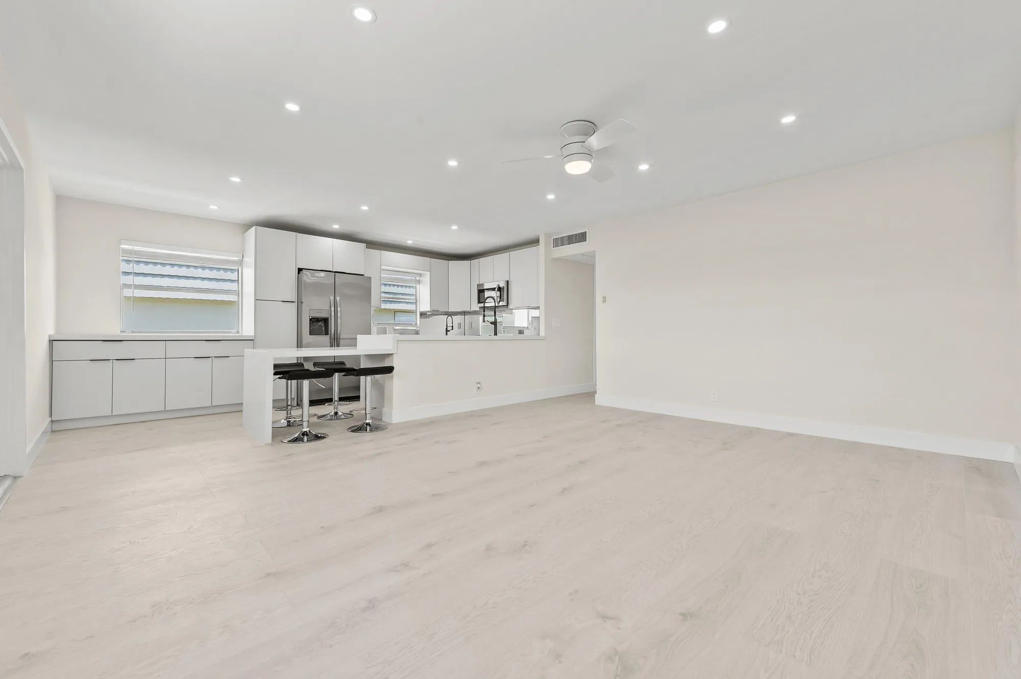 Property Slideshow image 2 of 54 | 653 monaco, Delray Beach, FL, 33446