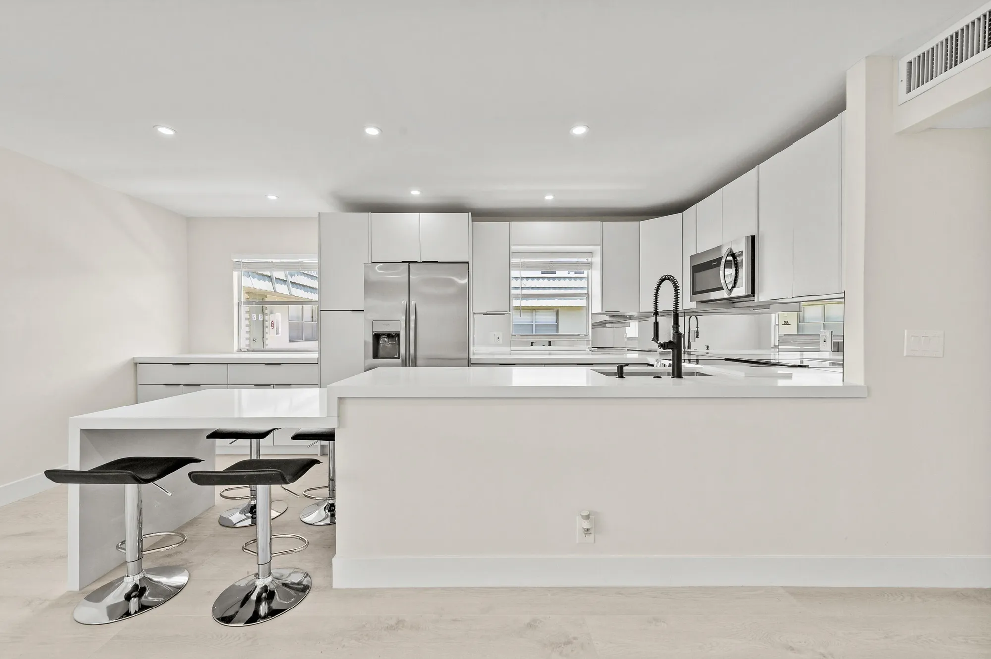 Property Slideshow image 28 of 54 | 653 monaco, Delray Beach, FL, 33446