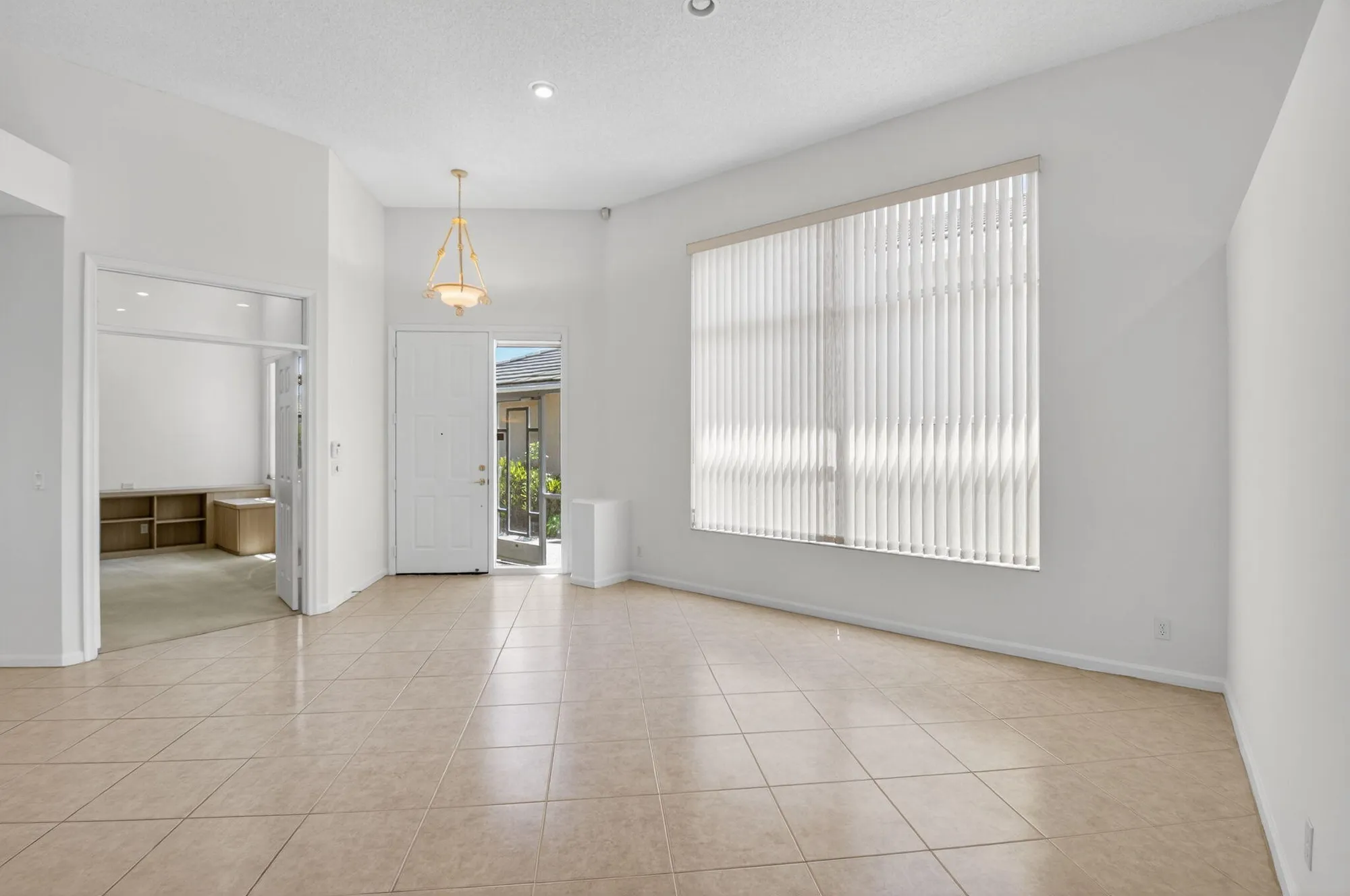Property Slideshow image 7 of 91 | 7681 rockford rd, Boynton Beach, FL, 33472