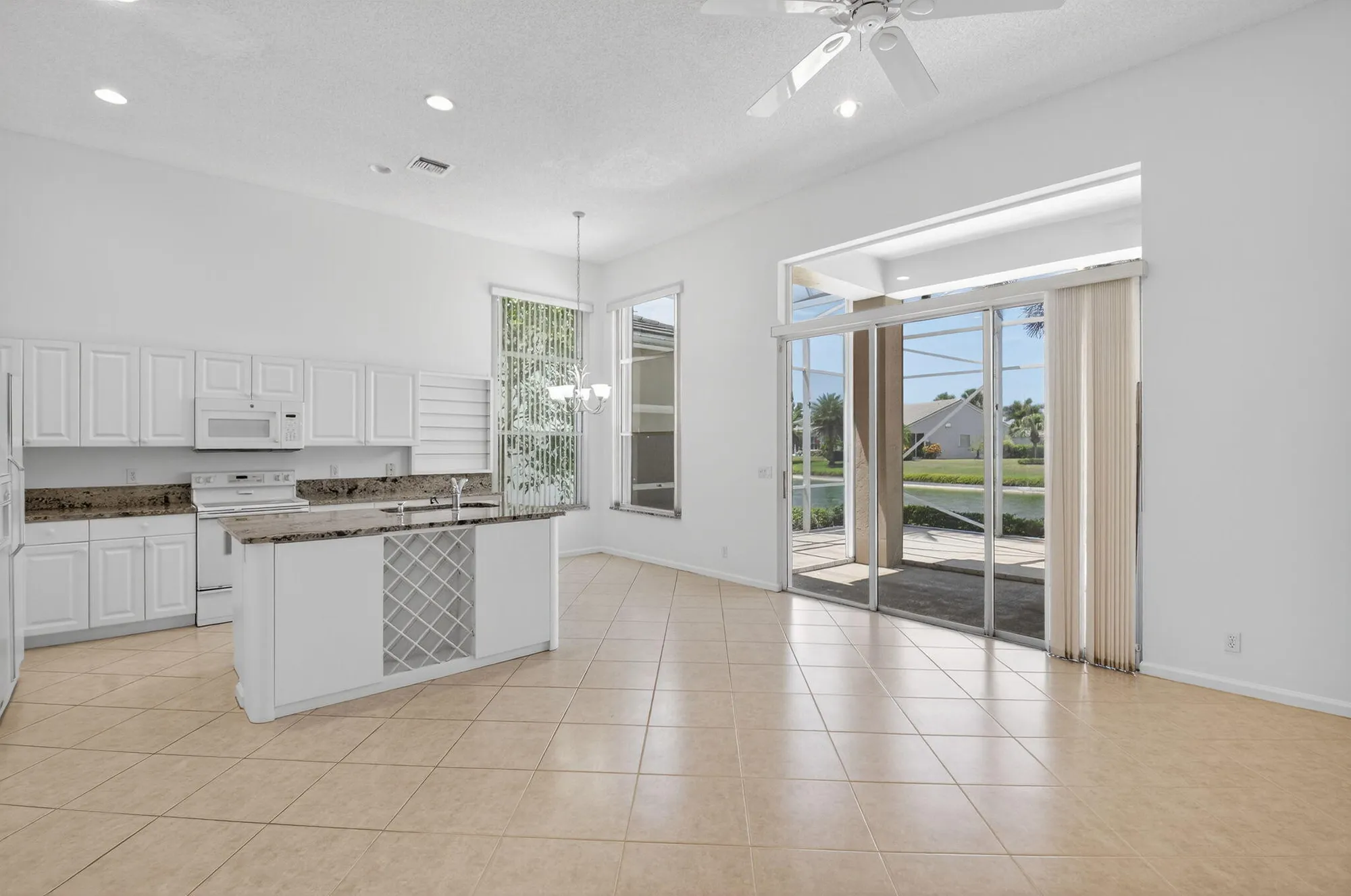 Property Slideshow image 14 of 91 | 7681 rockford rd, Boynton Beach, FL, 33472