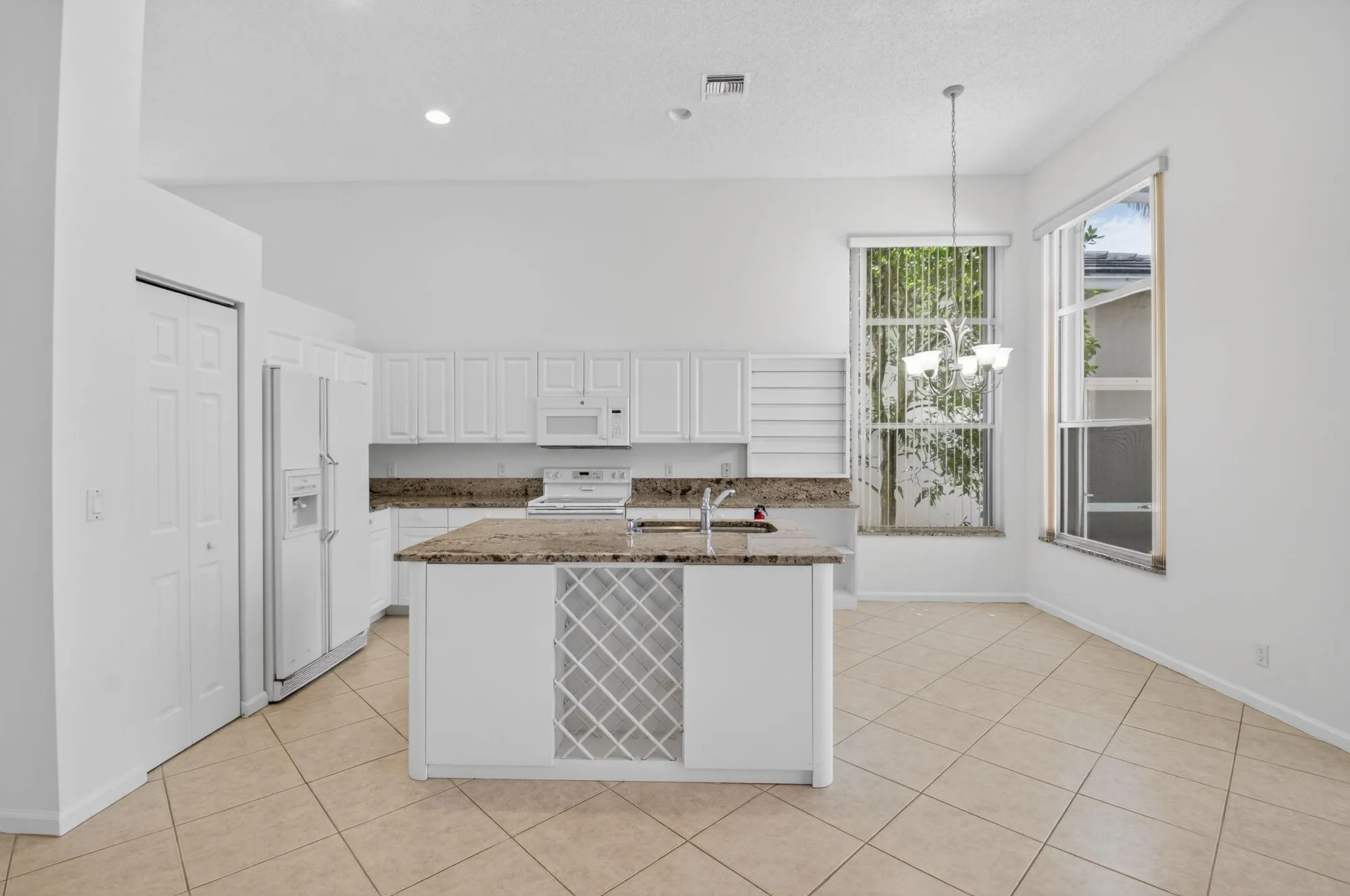 Property Slideshow image 15 of 91 | 7681 rockford rd, Boynton Beach, FL, 33472