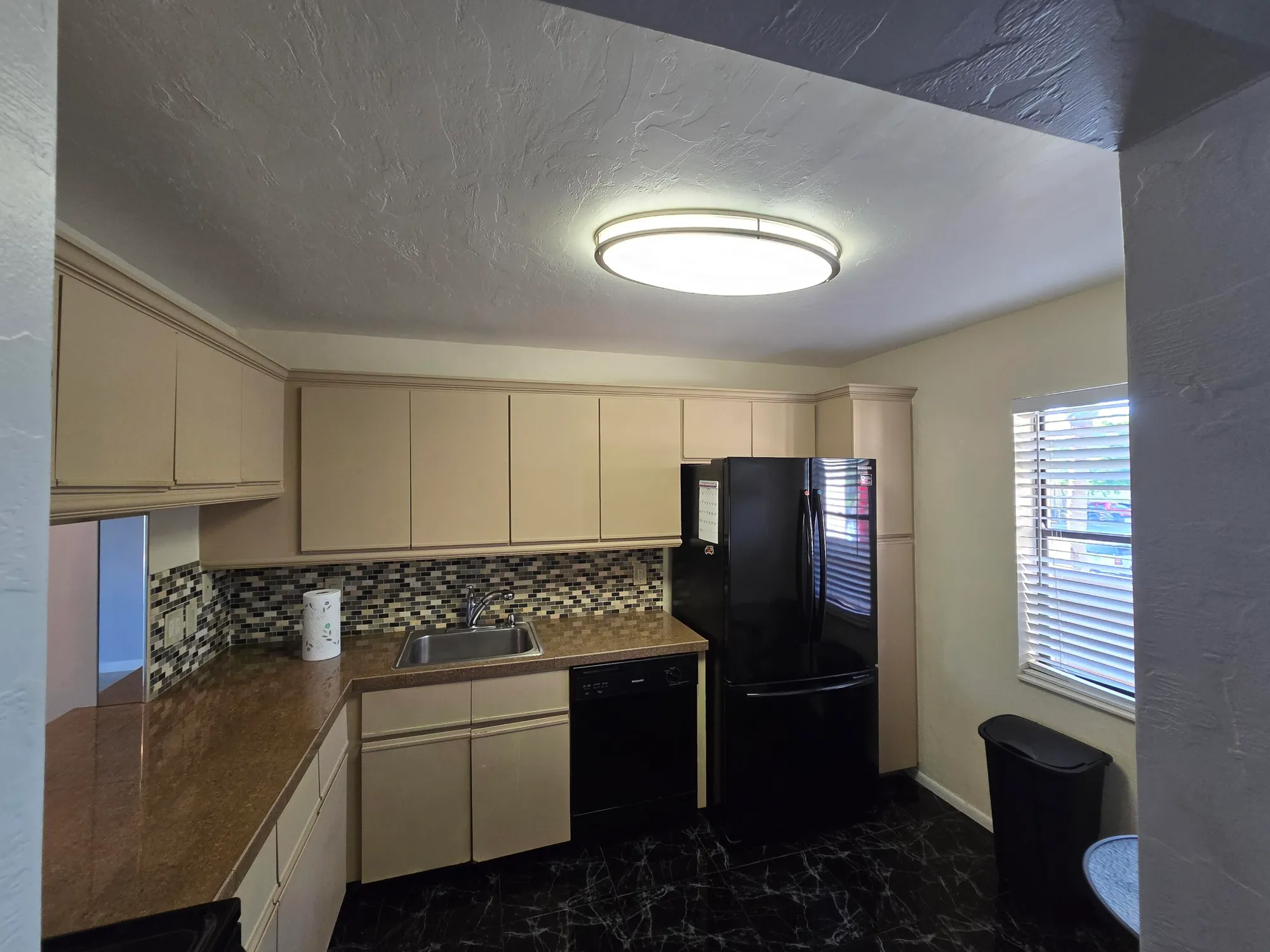 Property Slideshow image 6 of 20 | 150 lake nancy ln apt 222, West Palm Beach, FL, 33411