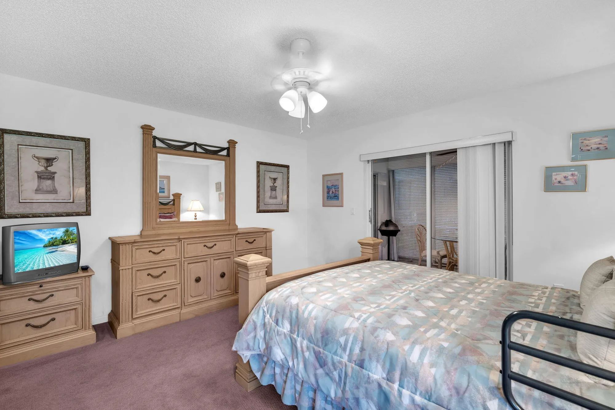 Property Slideshow image 20 of 43 | 9976 seacrest cir d, Boynton Beach, FL, 33437