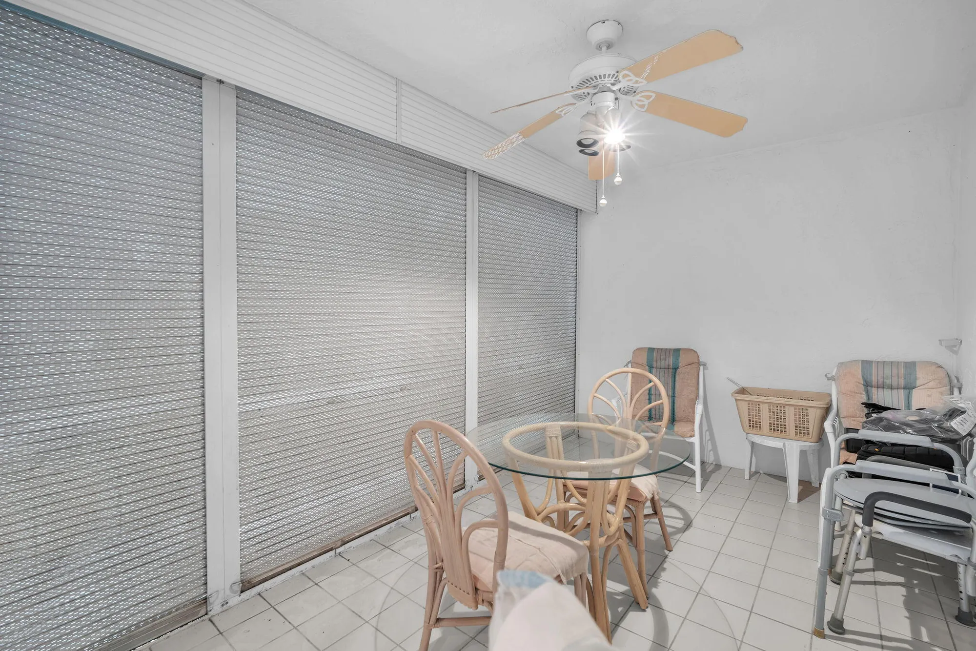 Property Slideshow image 30 of 43 | 9976 seacrest cir d, Boynton Beach, FL, 33437