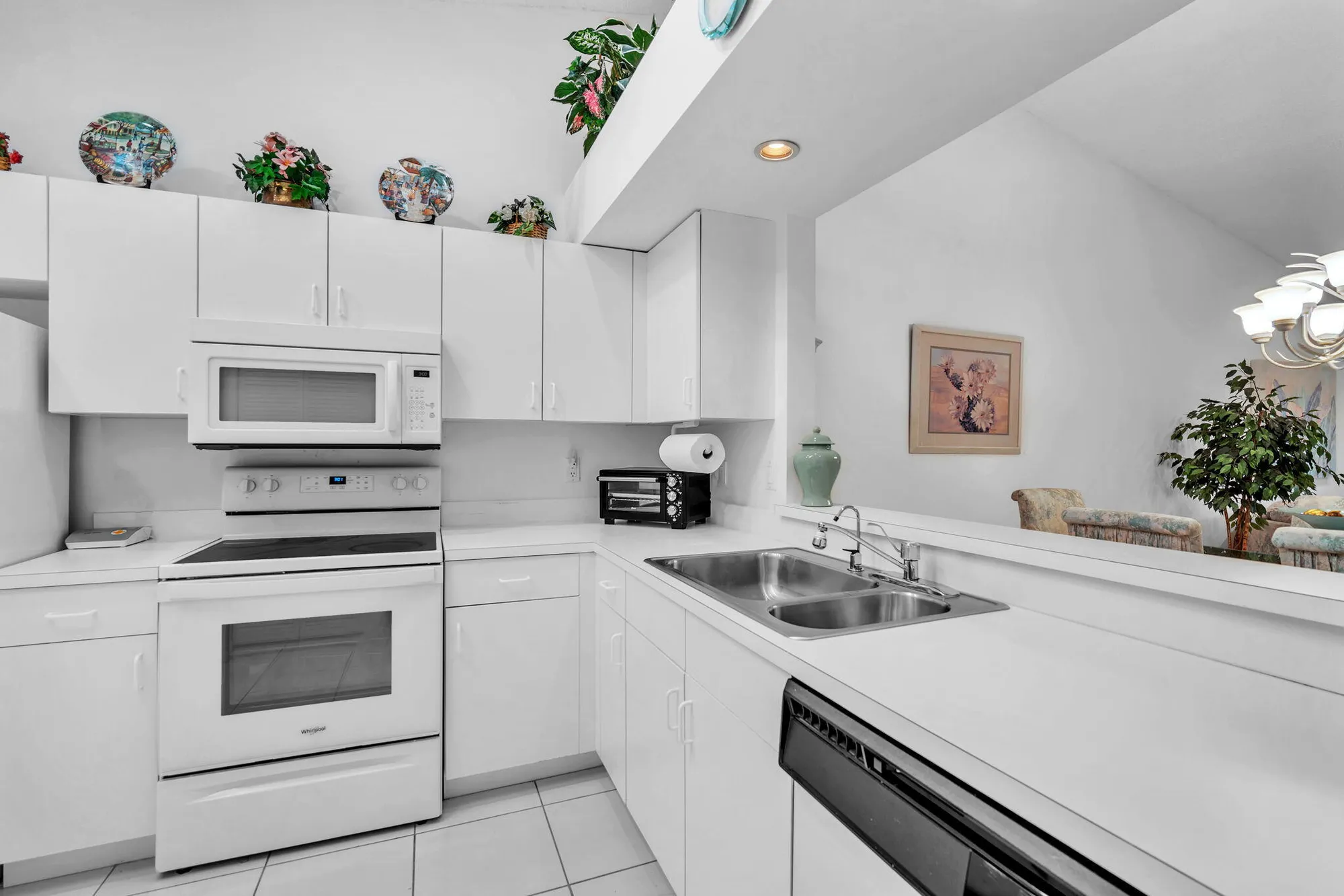 Property Slideshow image 8 of 43 | 9976 seacrest cir d, Boynton Beach, FL, 33437