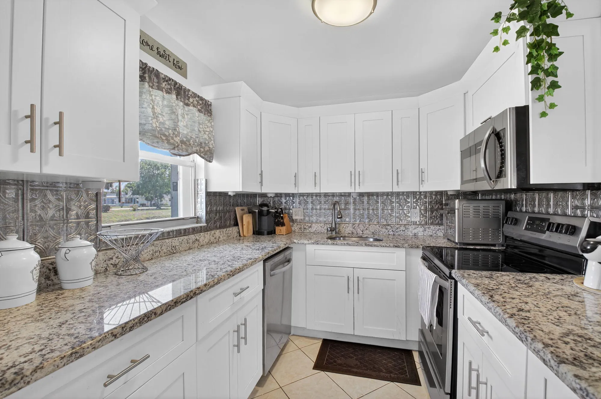 Property Slideshow image 6 of 30 | 360 seville o, Delray Beach, FL, 33446