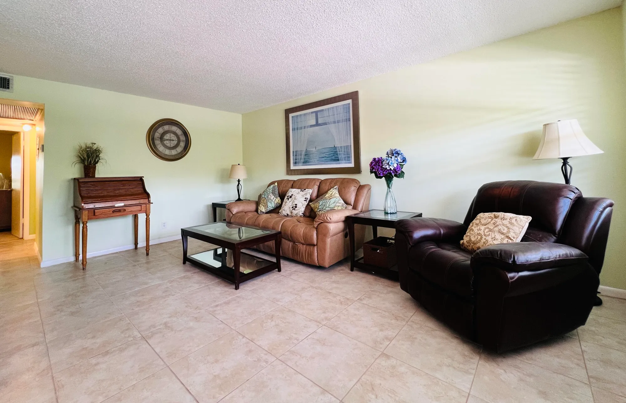 Property Slideshow image 4 of 16 | 97 sussex e unit e, West Palm Beach, FL, 33417