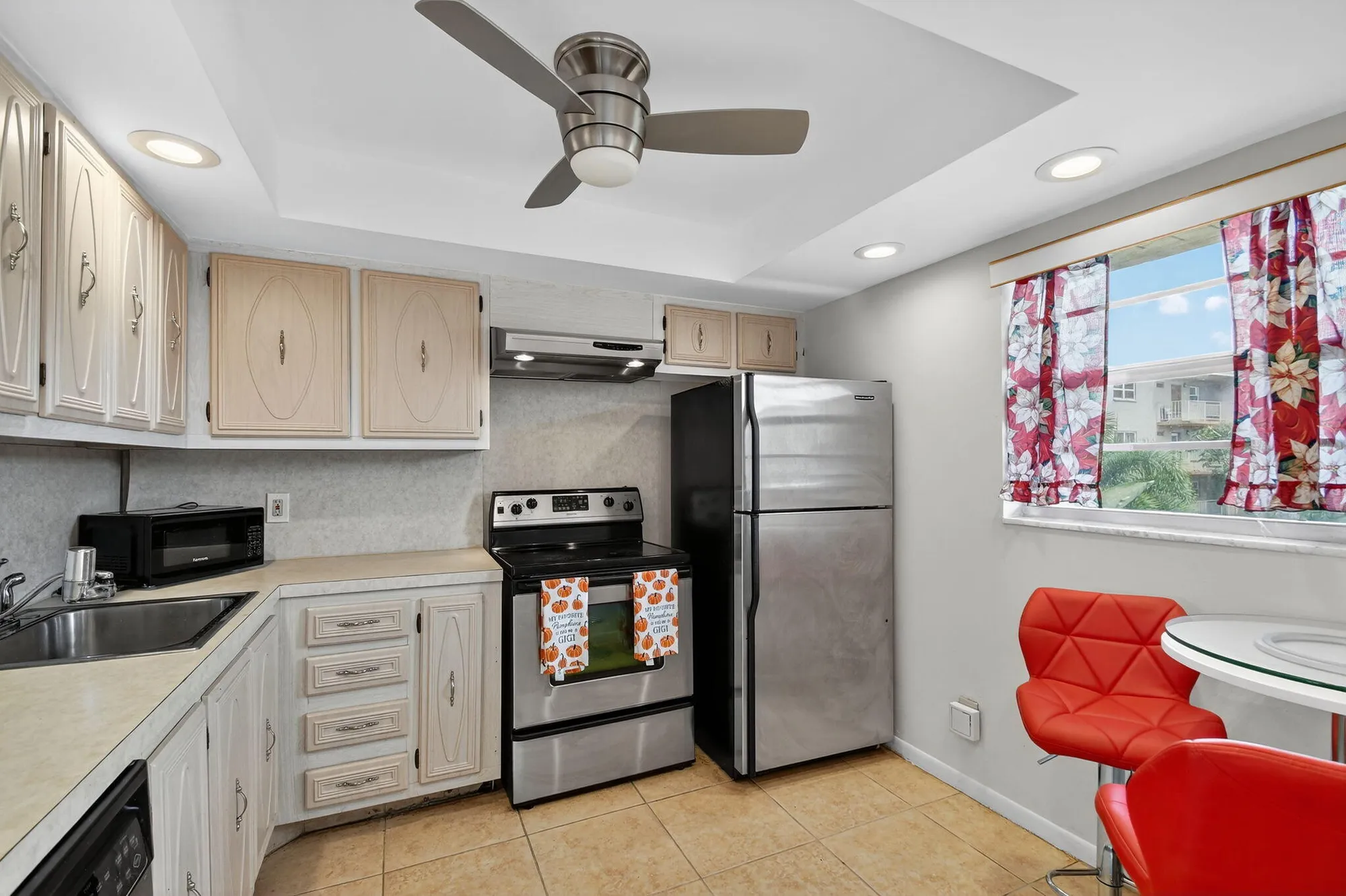 Property Slideshow image 8 of 48 | 2615 ne 3rd ct apt 315, Boynton Beach, FL, 33435