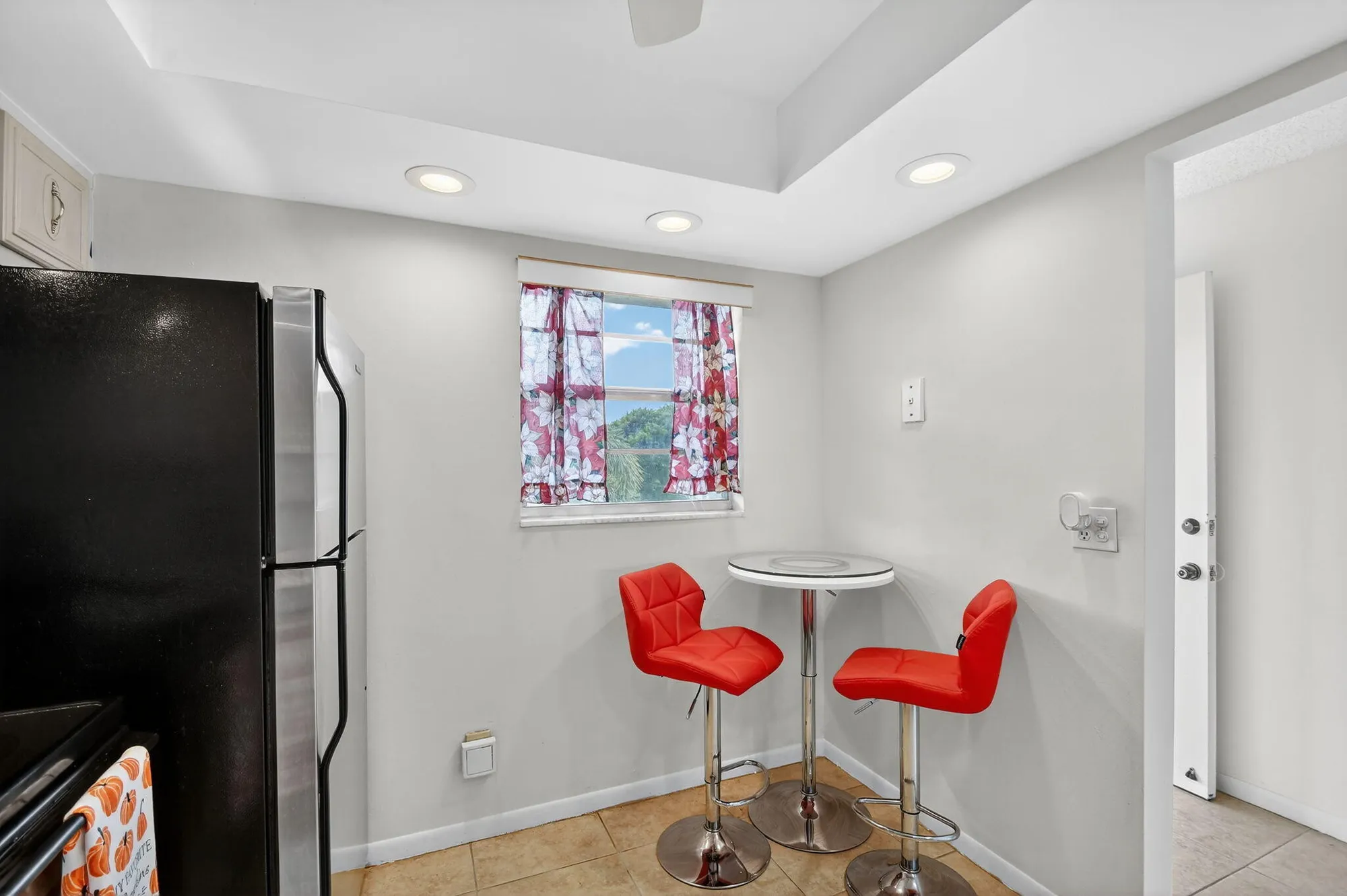 Property Slideshow image 10 of 48 | 2615 ne 3rd ct apt 315, Boynton Beach, FL, 33435