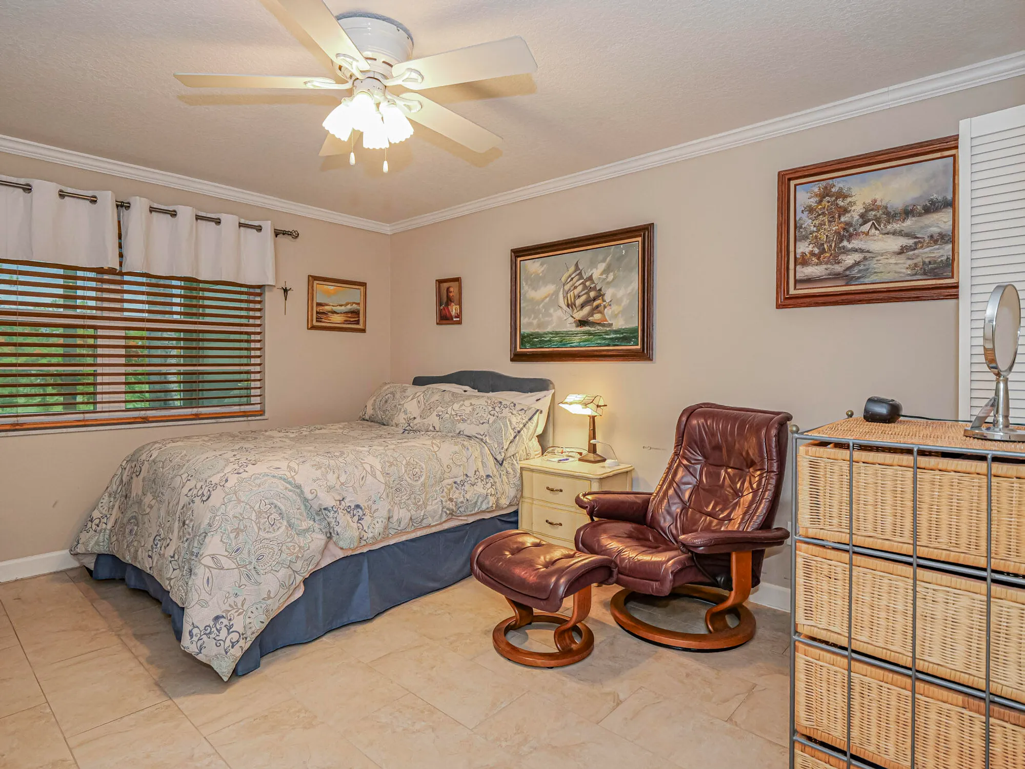 Property Slideshow image 21 of 58 | 1961 sw palm city rd h, Stuart, FL, 34994
