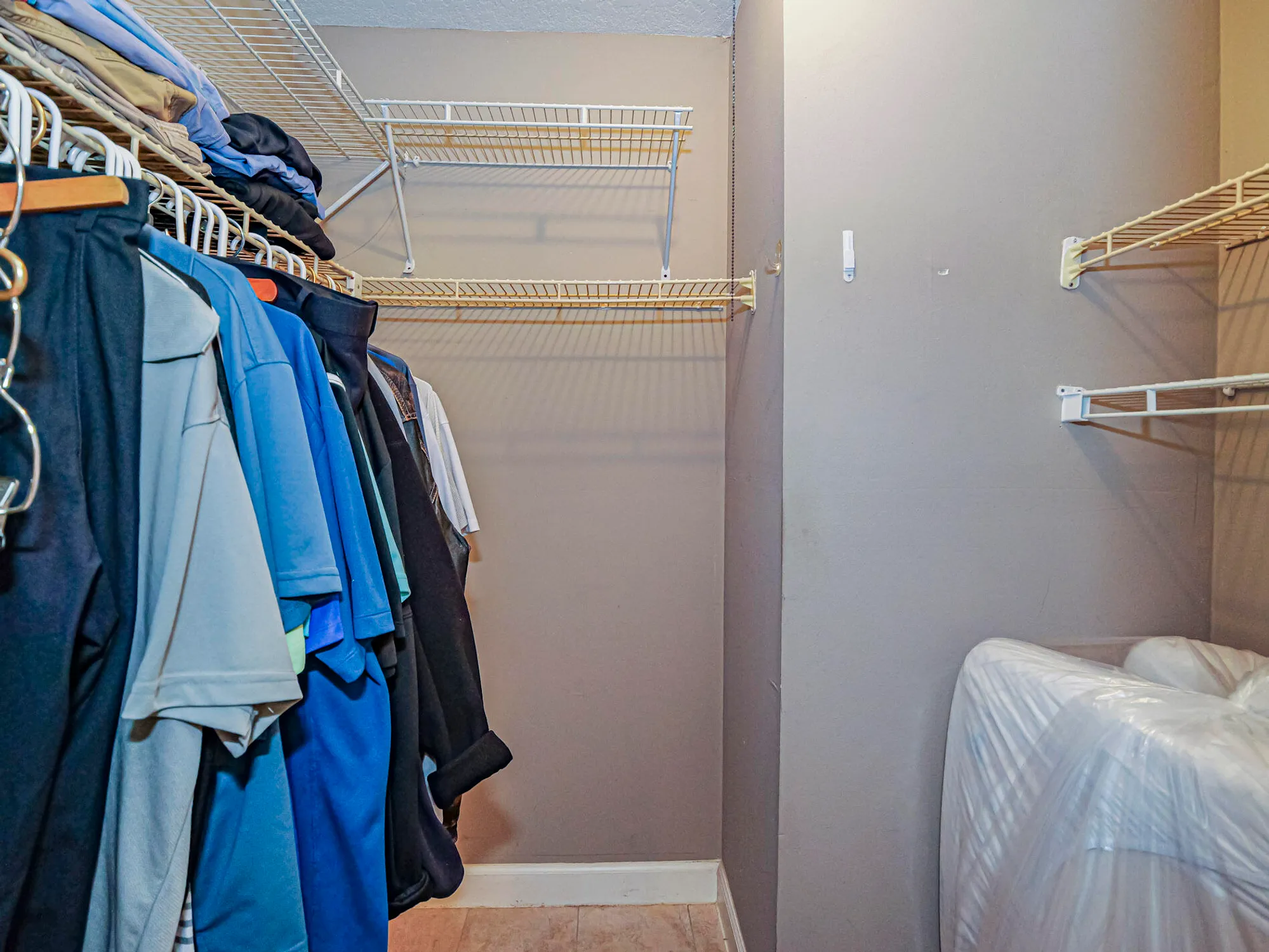 Property Slideshow image 24 of 58 | 1961 sw palm city rd h, Stuart, FL, 34994