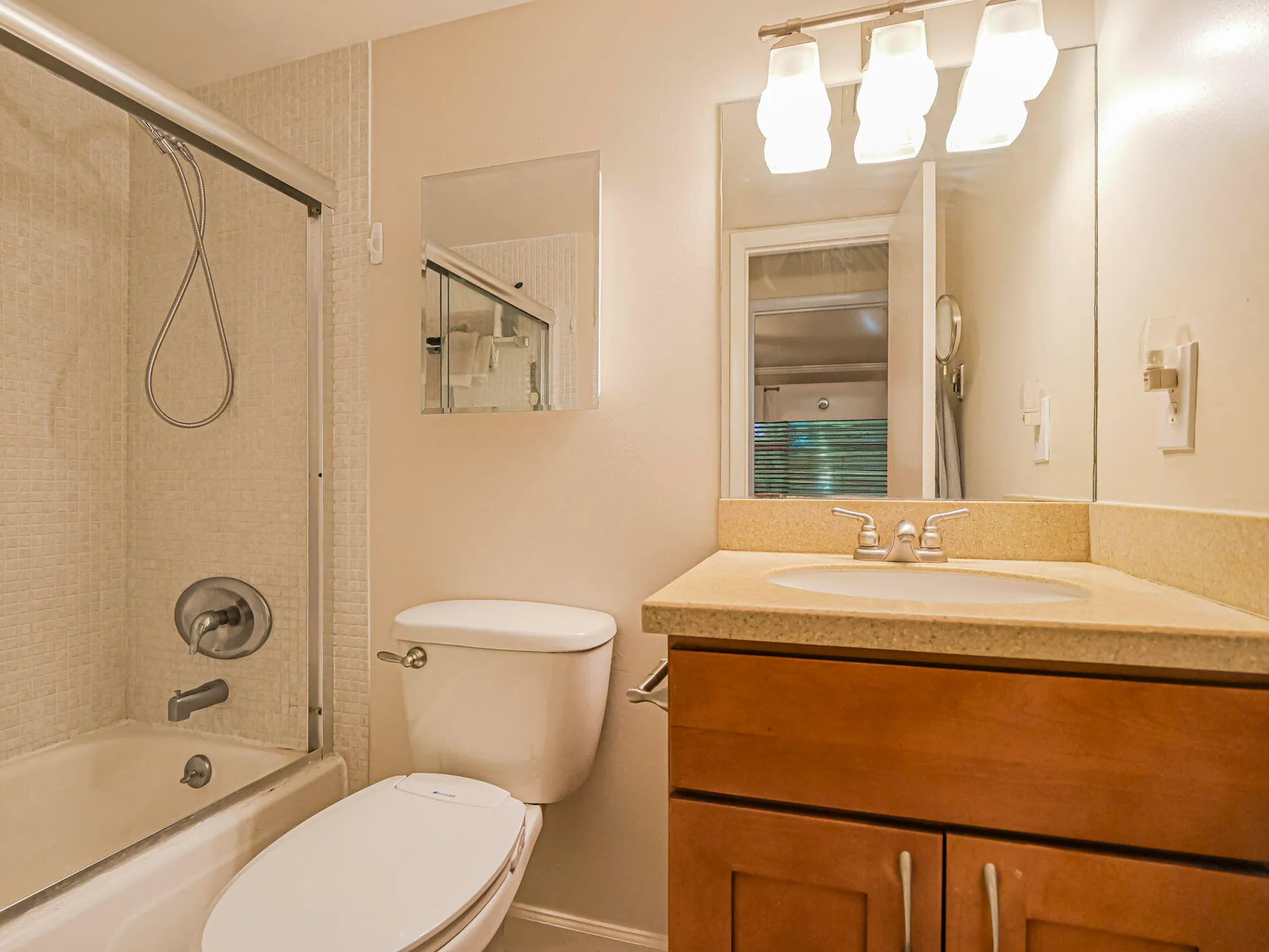 Property Slideshow image 25 of 58 | 1961 sw palm city rd h, Stuart, FL, 34994