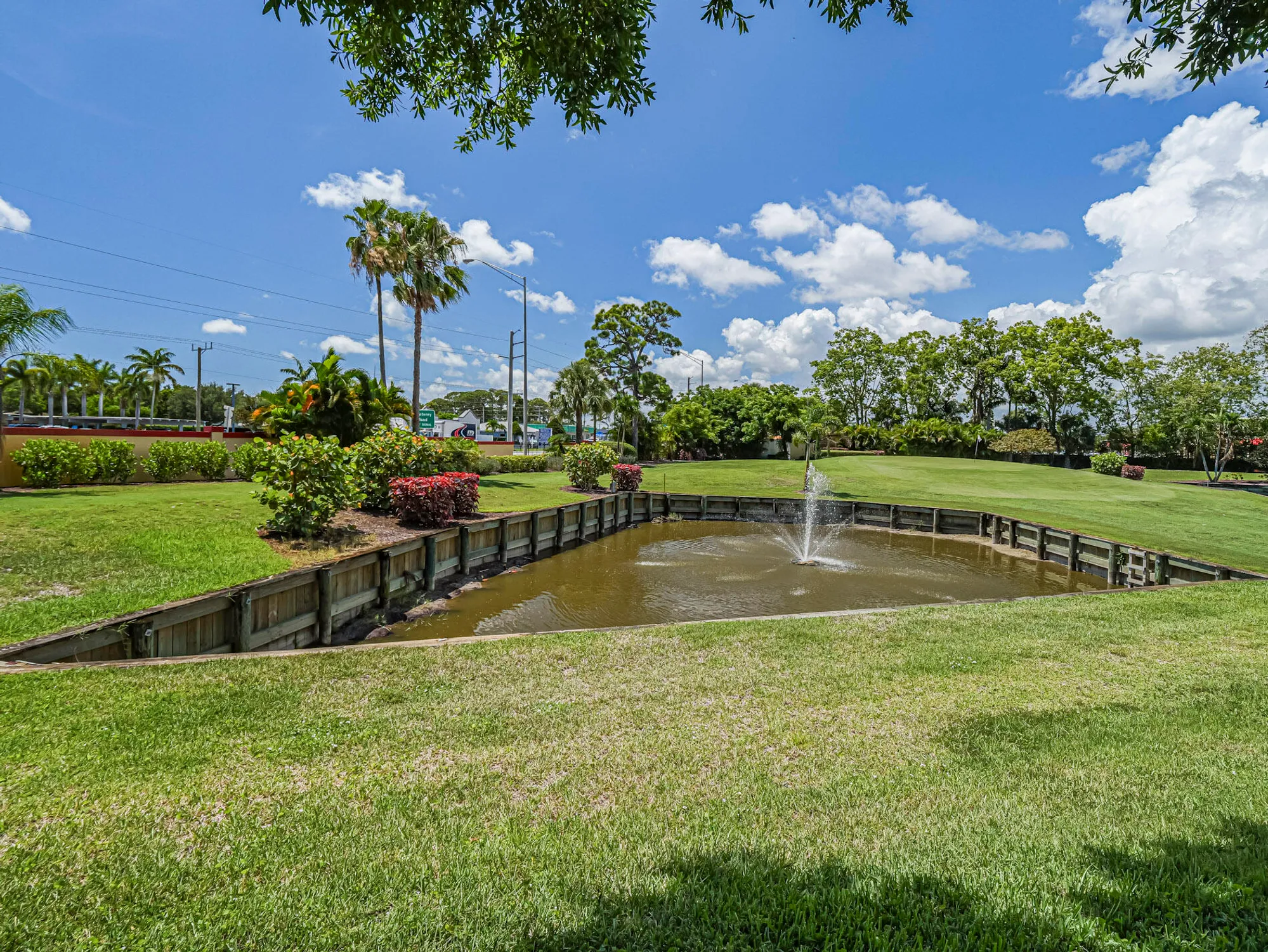 Property Slideshow image 34 of 58 | 1961 sw palm city rd h, Stuart, FL, 34994