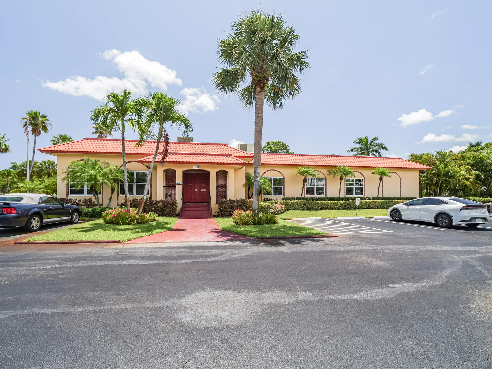 Property Slideshow image 45 of 58 | 1961 sw palm city rd h, Stuart, FL, 34994