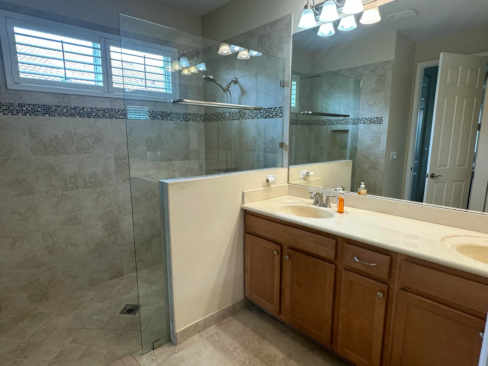 Property Slideshow image 13 of 44 | 11922 sw crestwood cir, Port Saint Lucie, FL, 34987