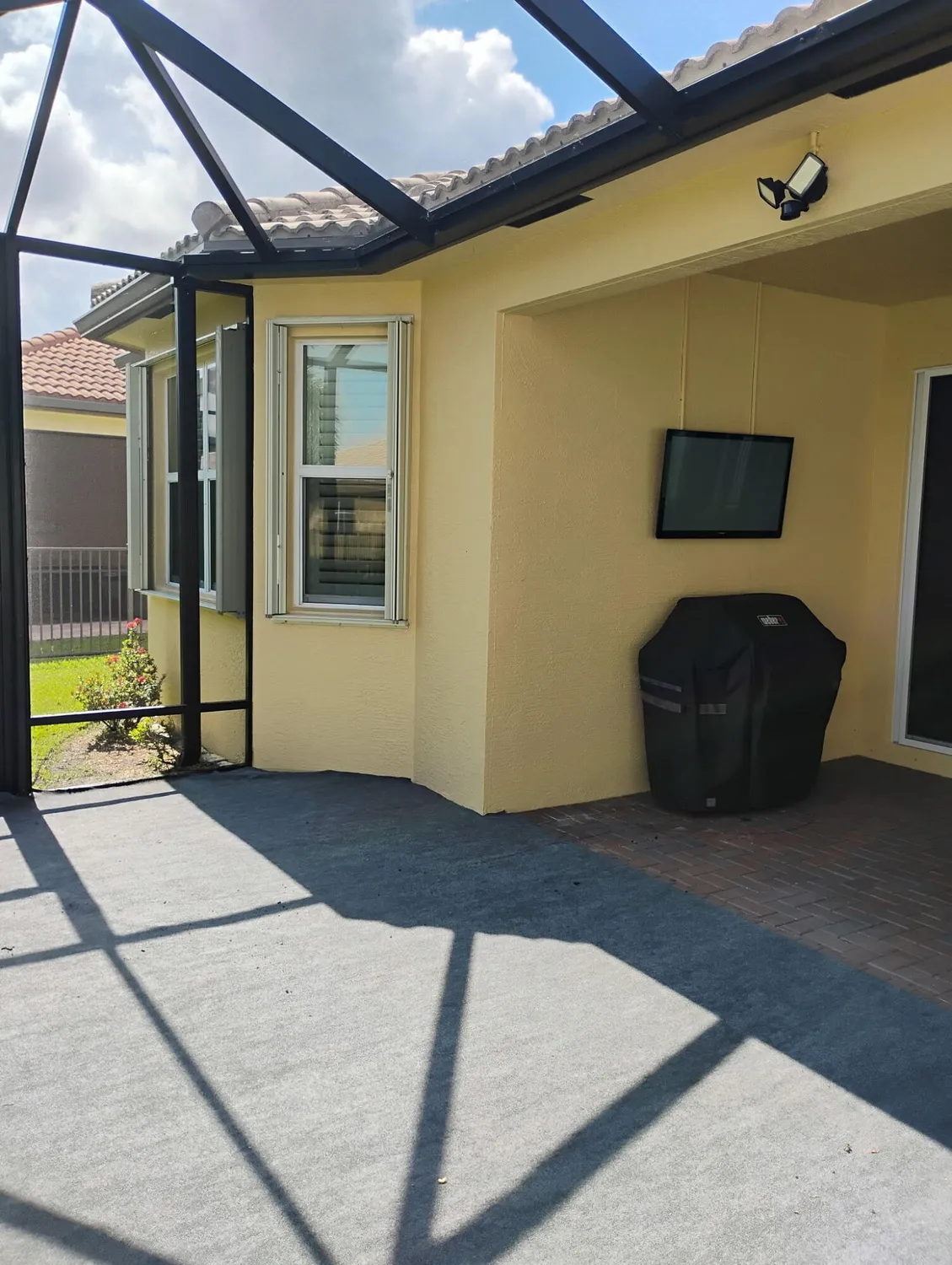 Property Slideshow image 27 of 44 | 11922 sw crestwood cir, Port Saint Lucie, FL, 34987