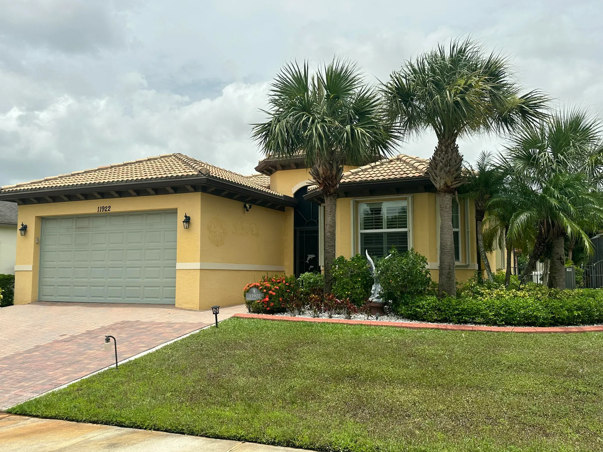 Property Slideshow image 1 of 44 | 11922 sw crestwood cir, Port Saint Lucie, FL, 34987