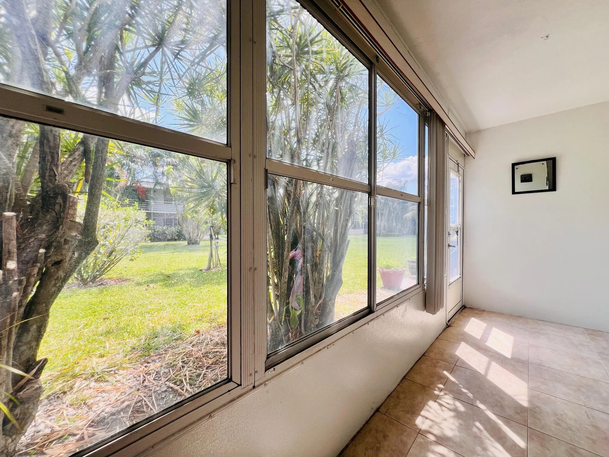 Property Slideshow image 9 of 16 | 304 sheffield m, West Palm Beach, FL, 33417