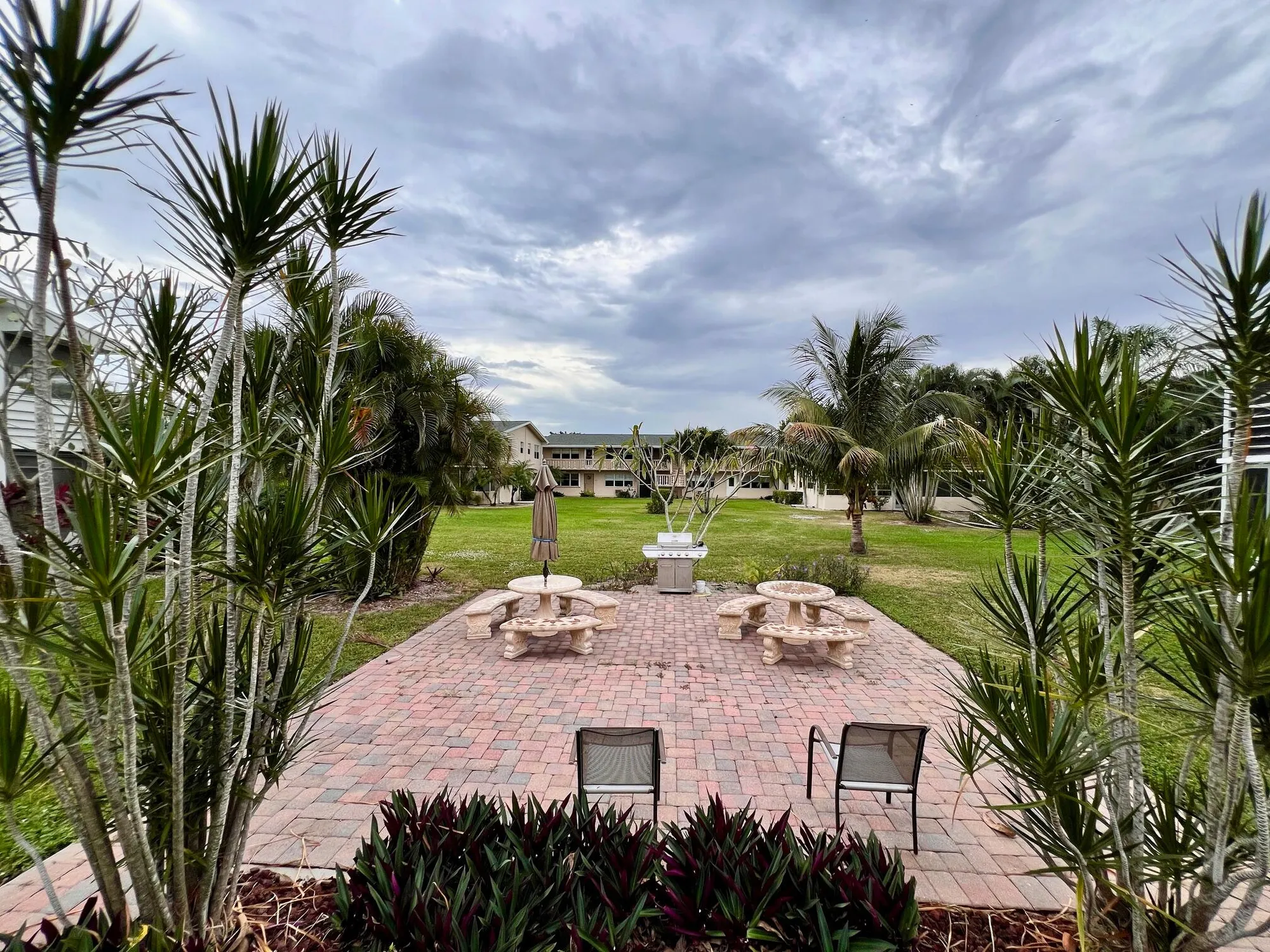 Property Slideshow image 10 of 16 | 304 sheffield m, West Palm Beach, FL, 33417