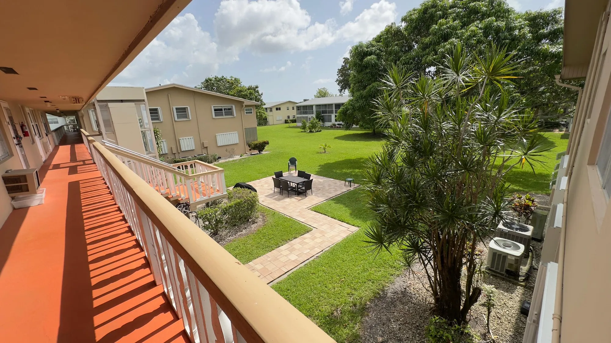 Property Slideshow image 5 of 30 | 126 bedford e unit e, West Palm Beach, FL, 33417