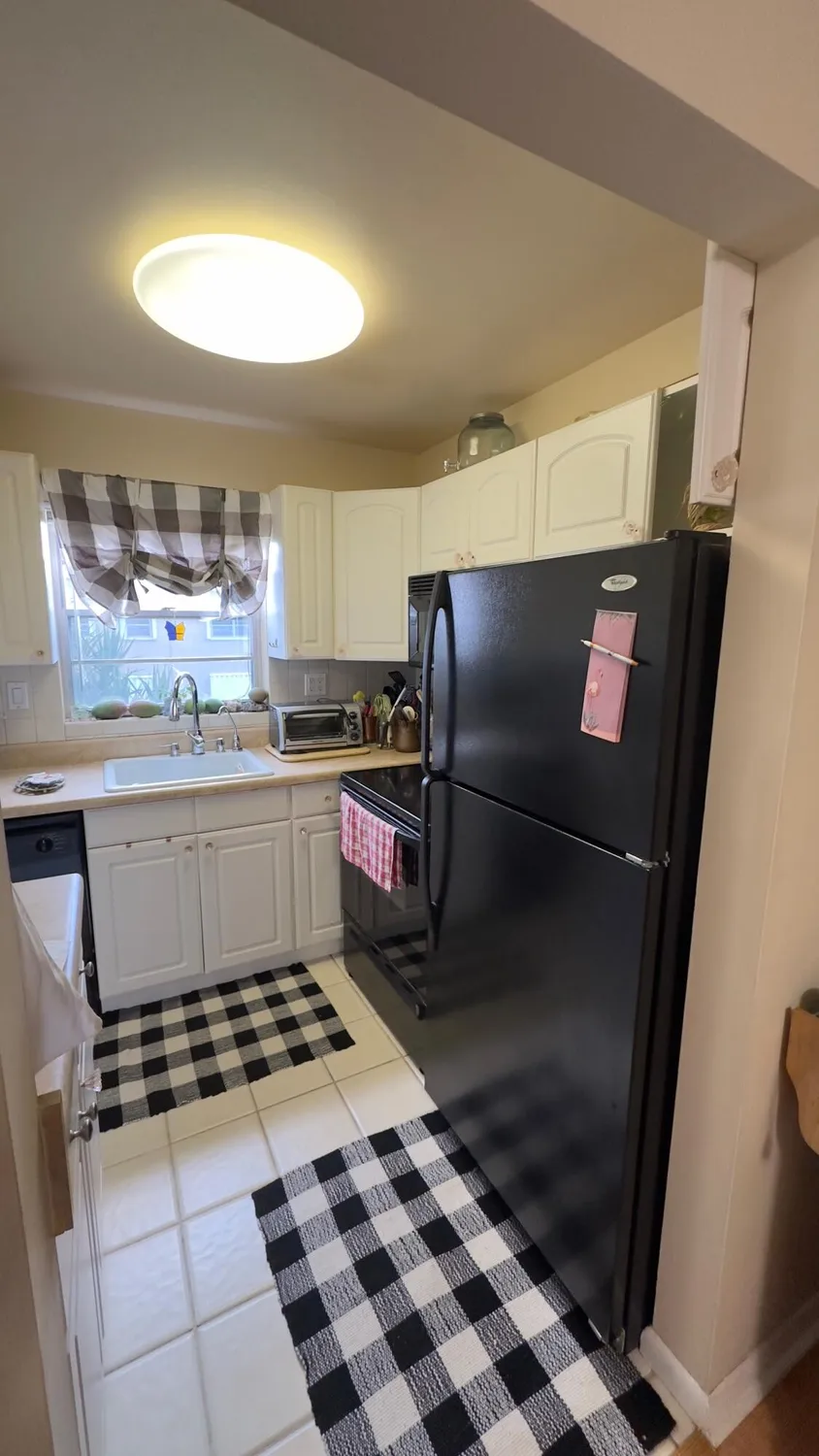 Property Slideshow image 14 of 30 | 126 bedford e unit e, West Palm Beach, FL, 33417