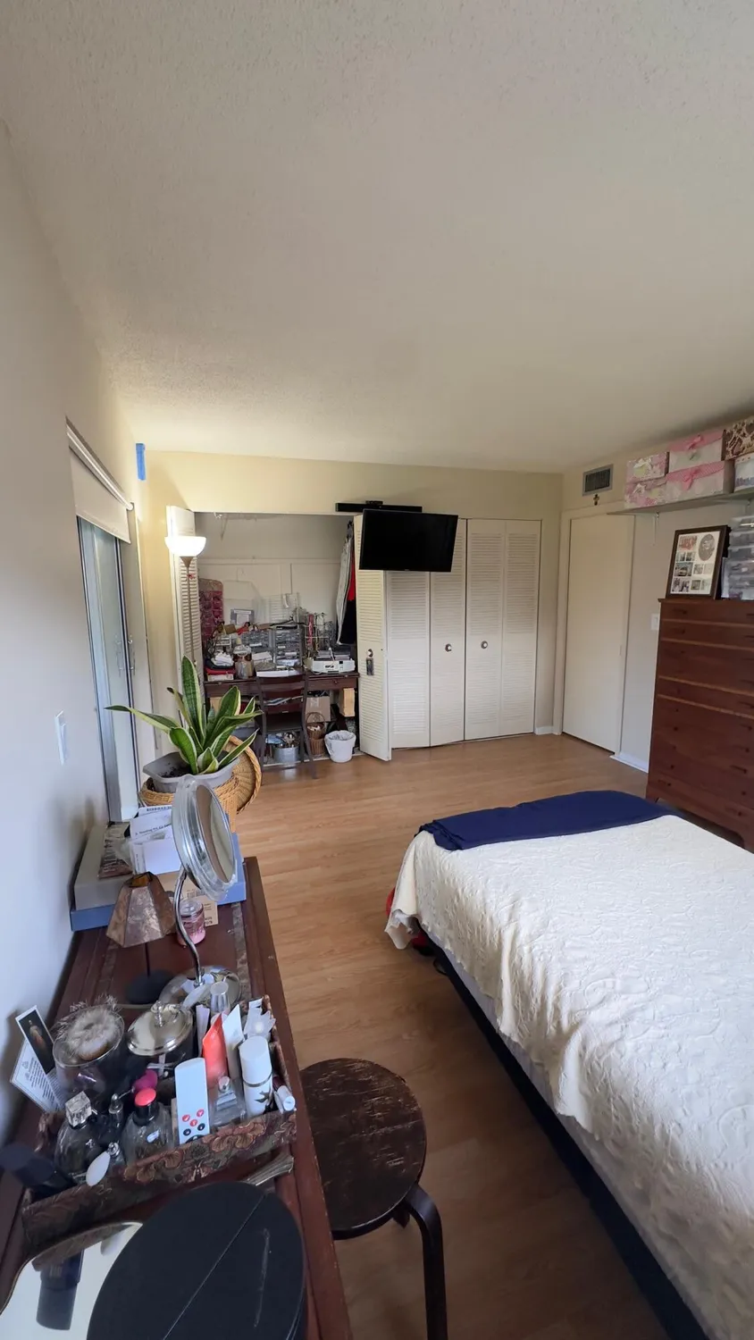 Property Slideshow image 23 of 30 | 126 bedford e unit e, West Palm Beach, FL, 33417