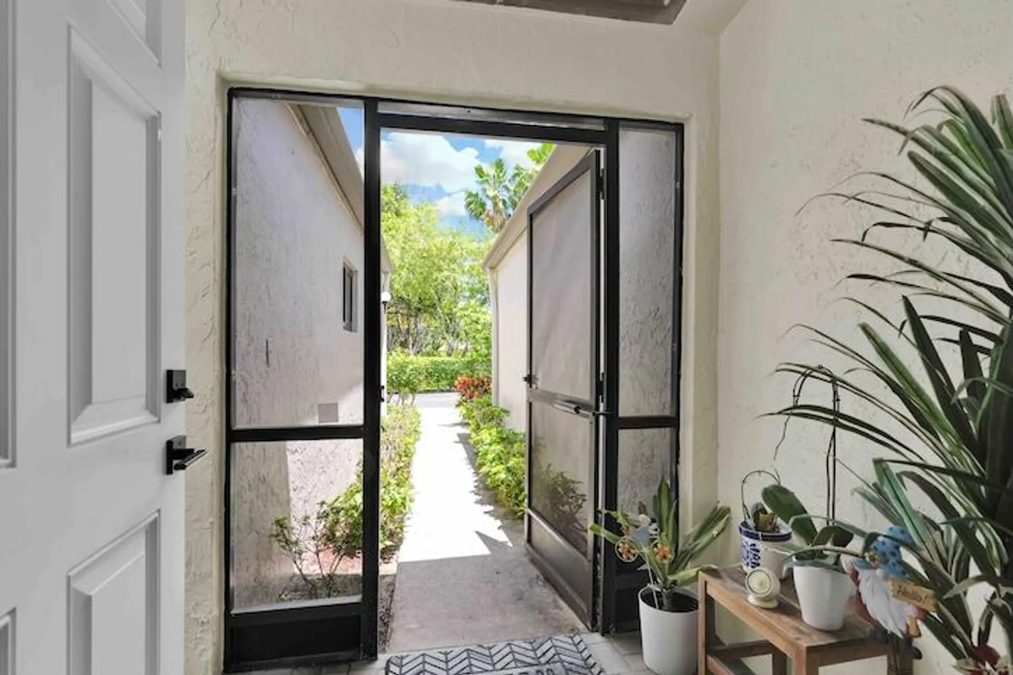 Property Slideshow image 8 of 41 | 18619 breezy palm way, Boca Raton, FL, 33496