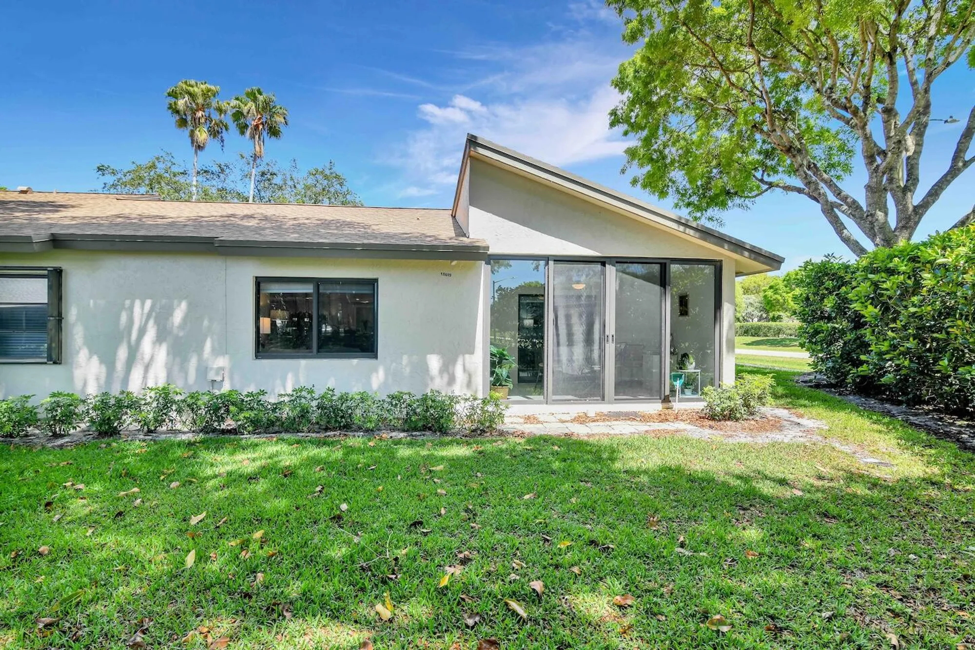 Property Slideshow image 19 of 41 | 18619 breezy palm way, Boca Raton, FL, 33496