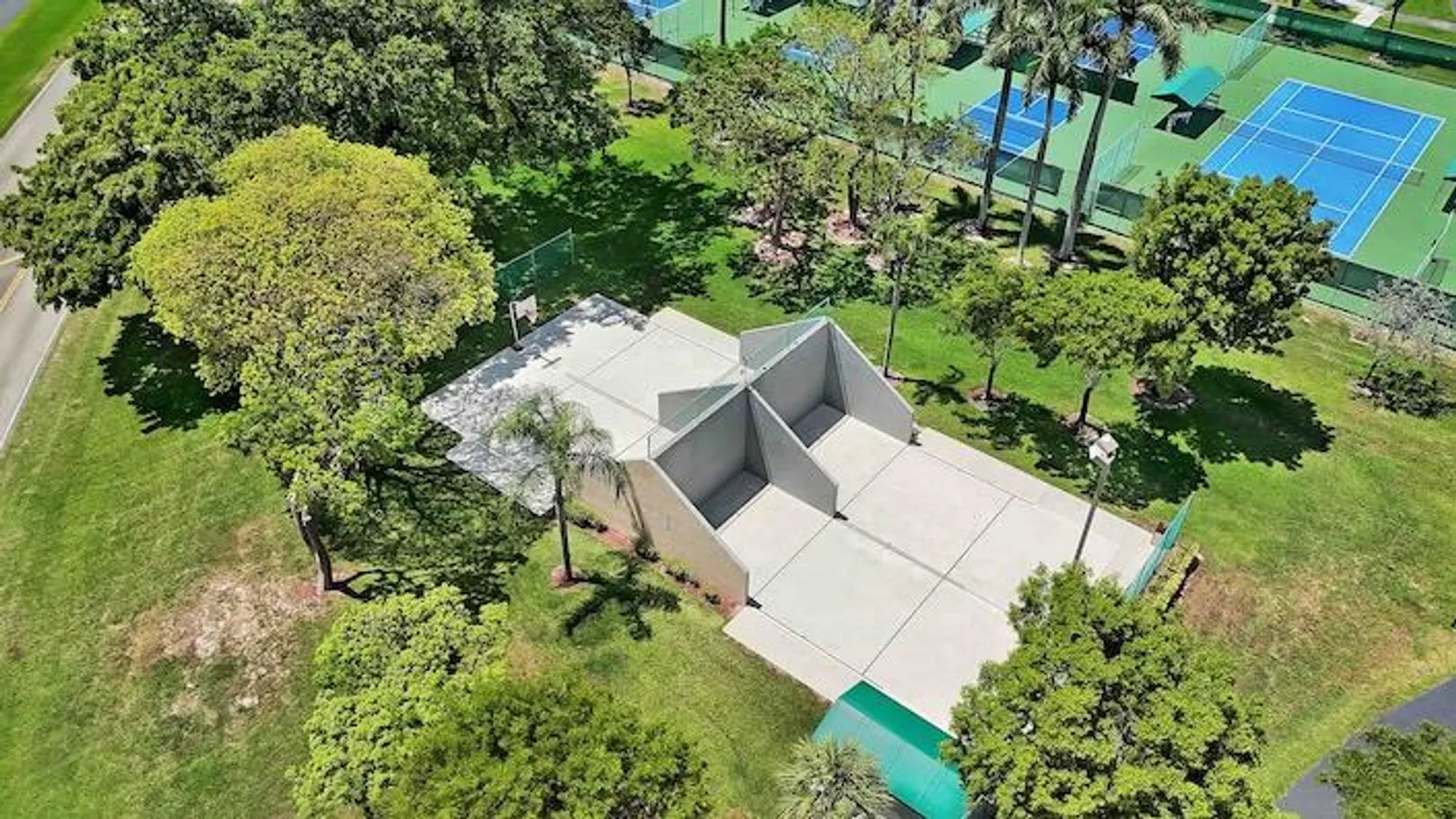 Property Slideshow image 38 of 41 | 18619 breezy palm way, Boca Raton, FL, 33496