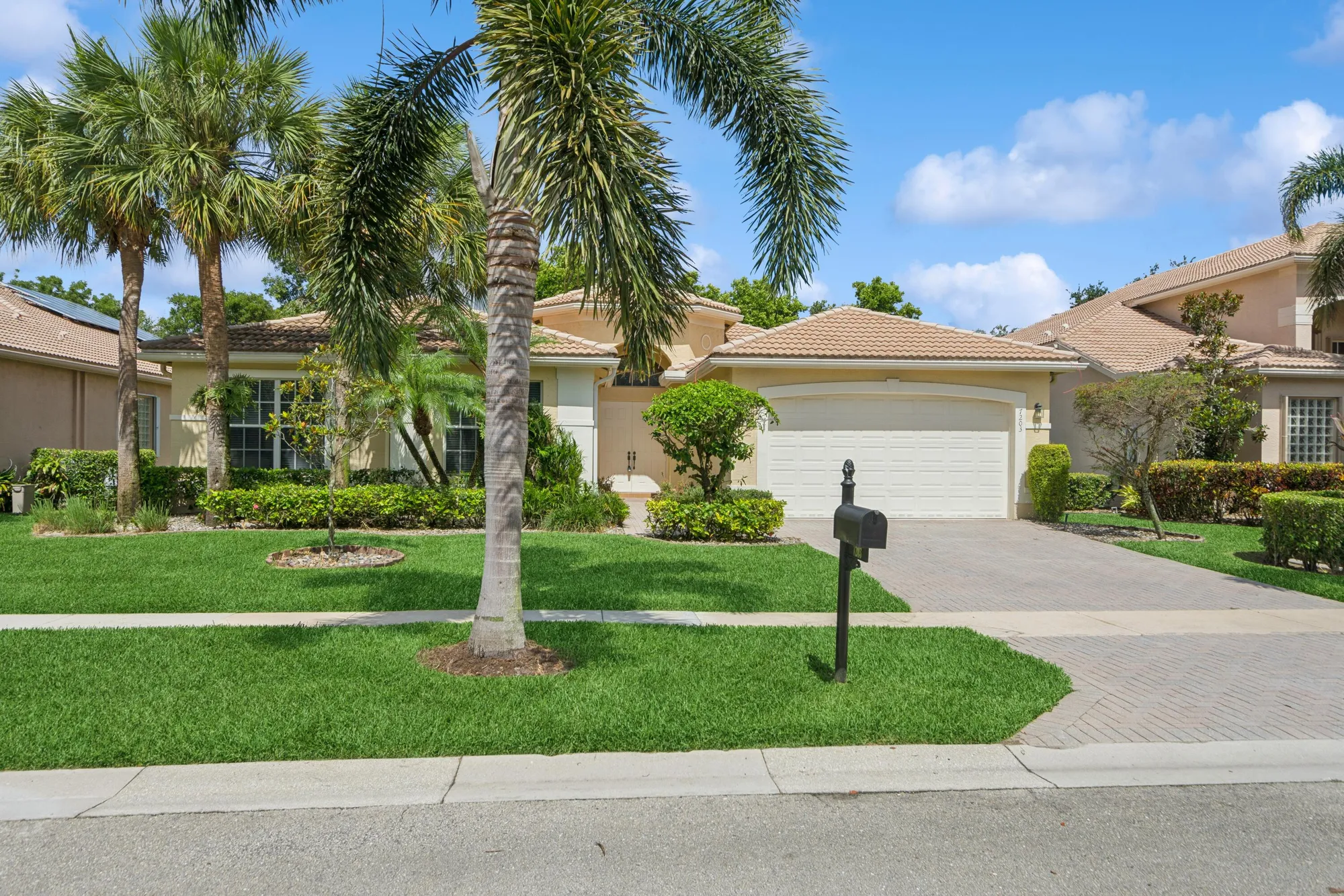 Property Slideshow image 1 of 24 | 7203 arcadia bay ct, Delray Beach, FL, 33446