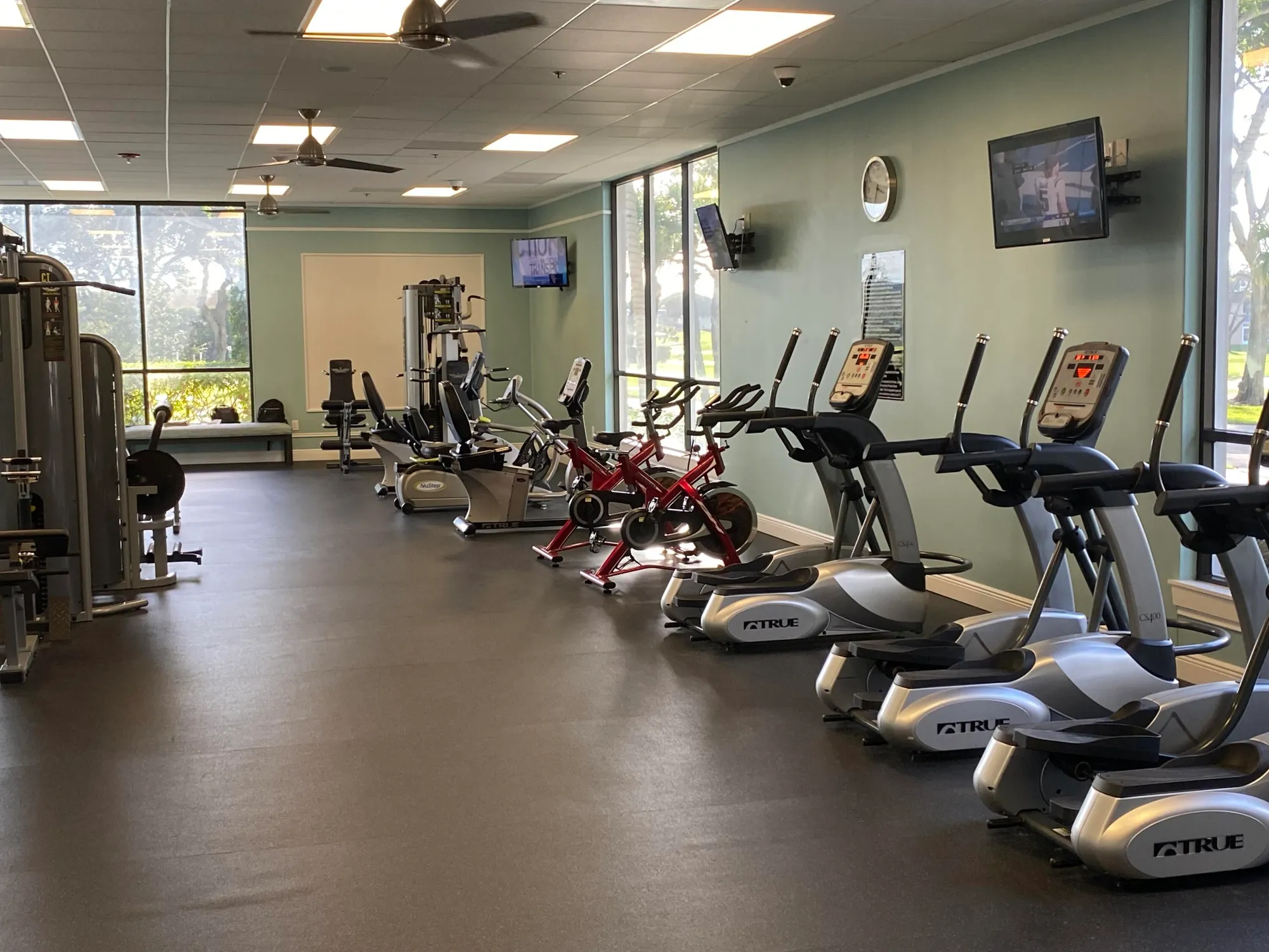 Property Slideshow image 32 of 37 | 74 normandy b, Delray Beach, FL, 33484