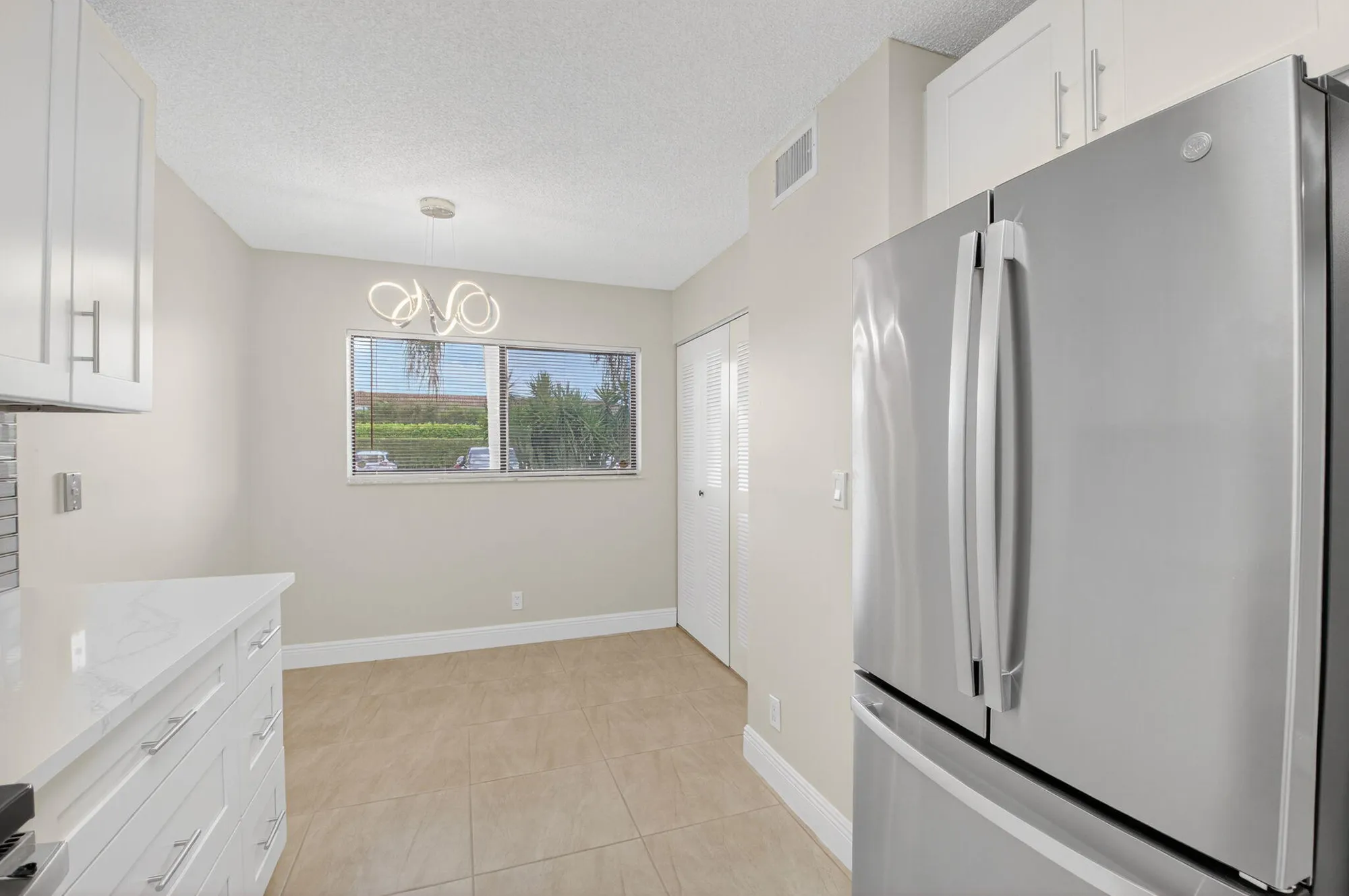 Property Slideshow image 4 of 61 | 5574 witney dr 104, Delray Beach, FL, 33484
