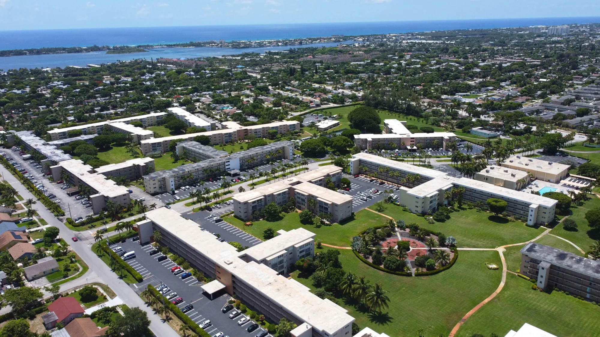 Property Slideshow image 38 of 42 | 230 ne 26th ave apt 213, Boynton Beach, FL, 33435