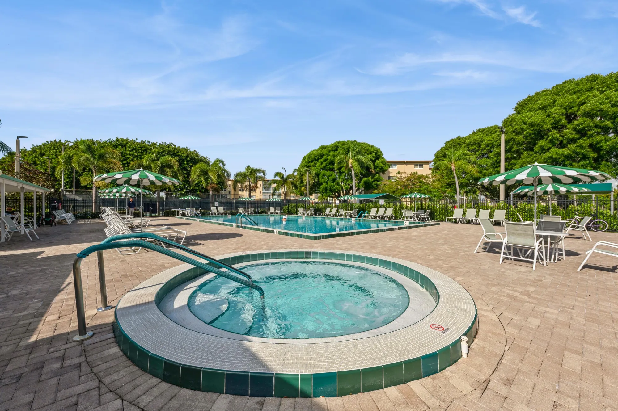 Property Slideshow image 35 of 42 | 230 ne 26th ave apt 213, Boynton Beach, FL, 33435