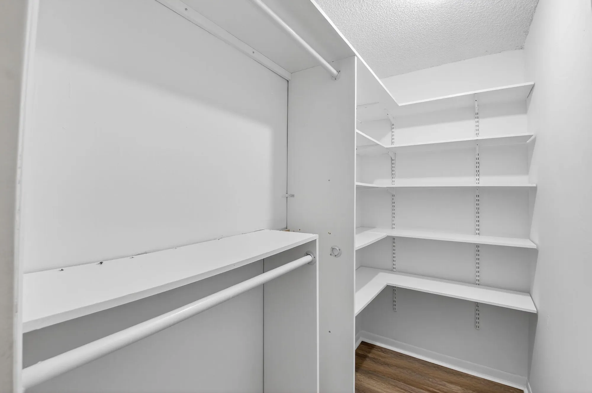 Property Slideshow image 13 of 42 | 102 normandy ln c, Delray Beach, FL, 33484